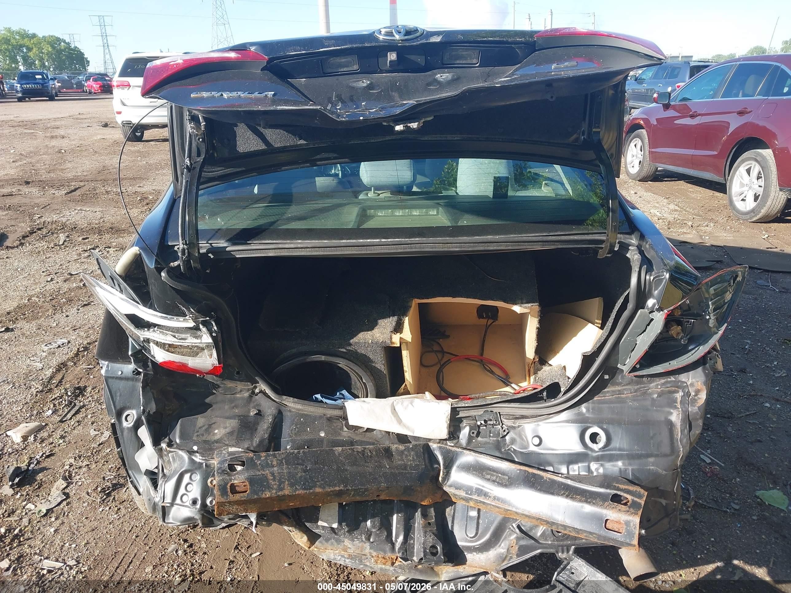 2015 Toyota Corolla Le Черный vin: 2T1BURHE3FC472404