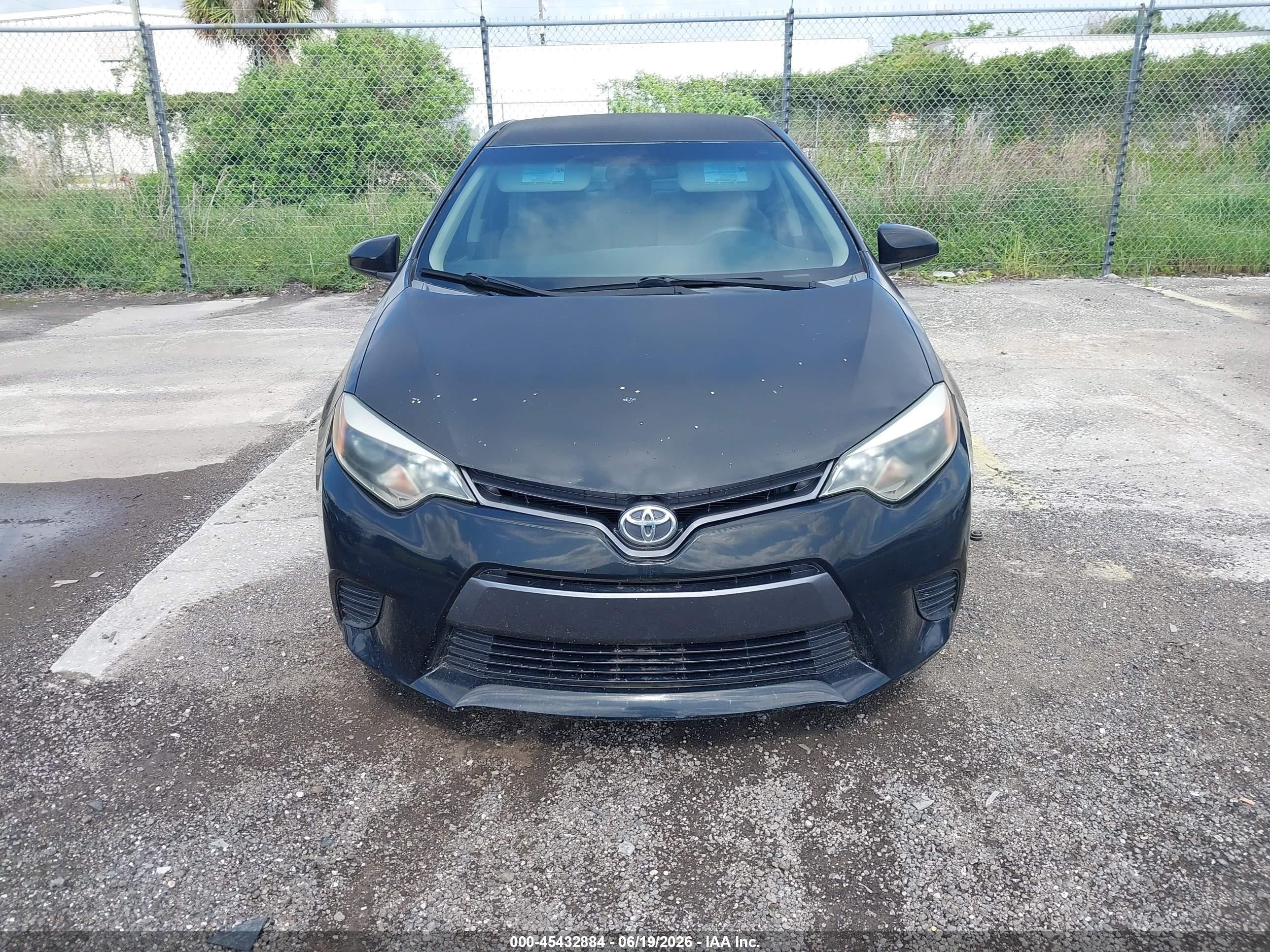 2015 Toyota Corolla Le Black vin: 2T1BURHE3FC473407