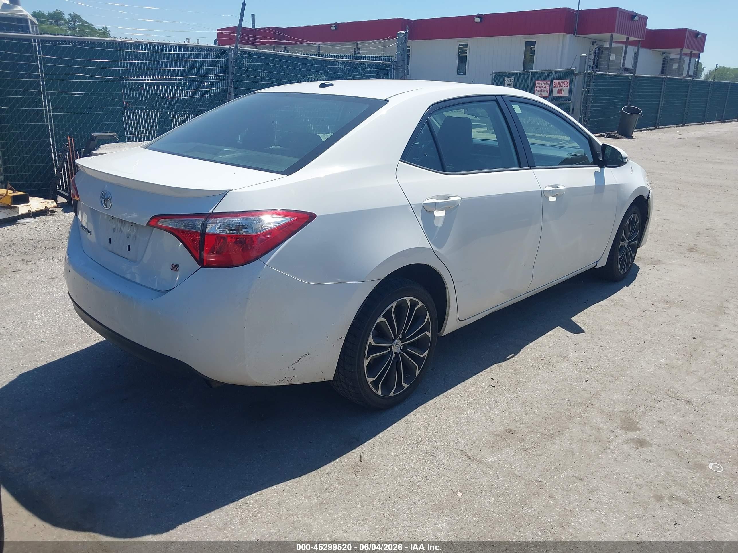 2016 Toyota Corolla S Premium White vin: 2T1BURHE3GC482304