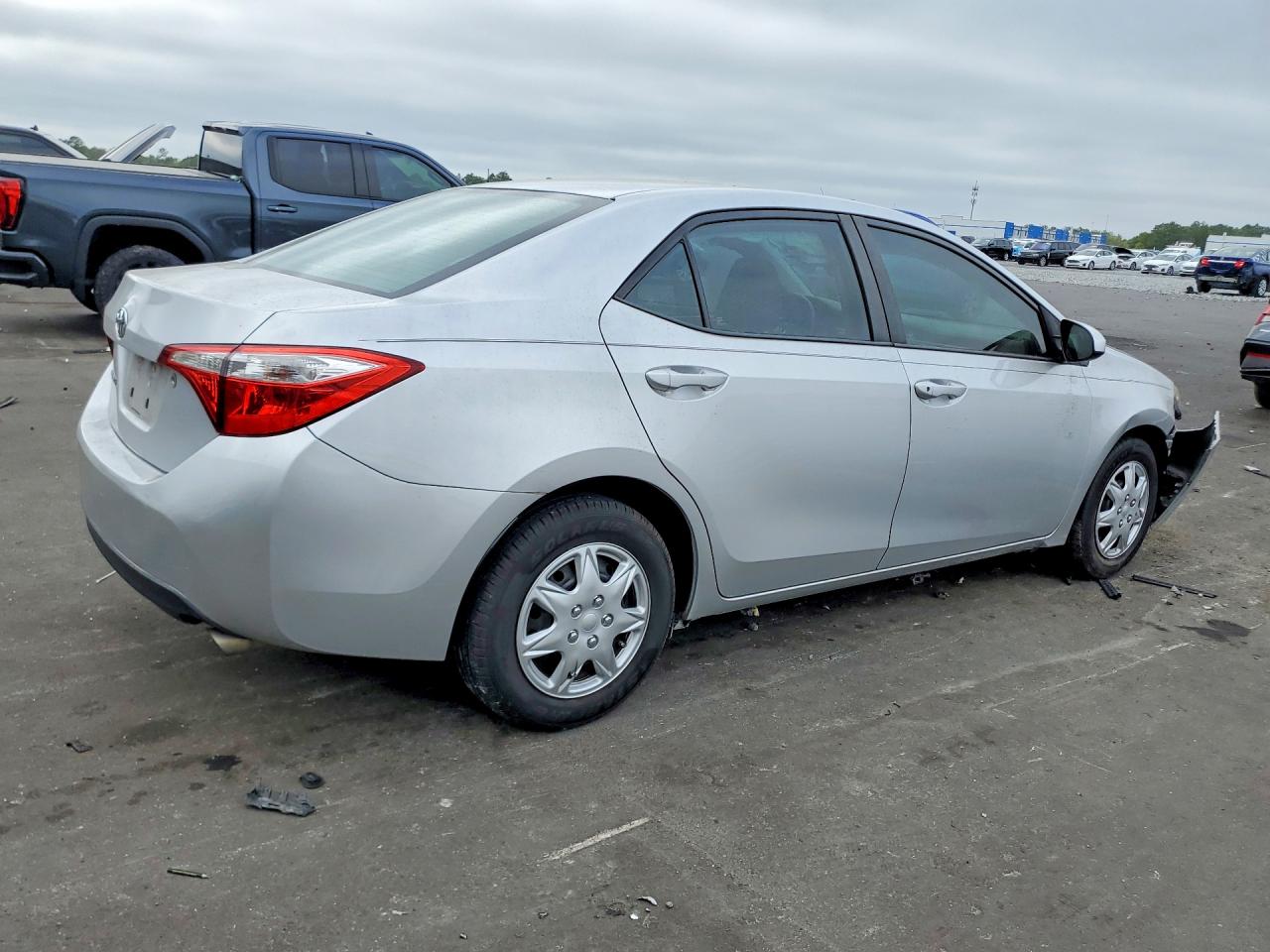 2016 Toyota Corolla L Silver vin: 2T1BURHE3GC572424