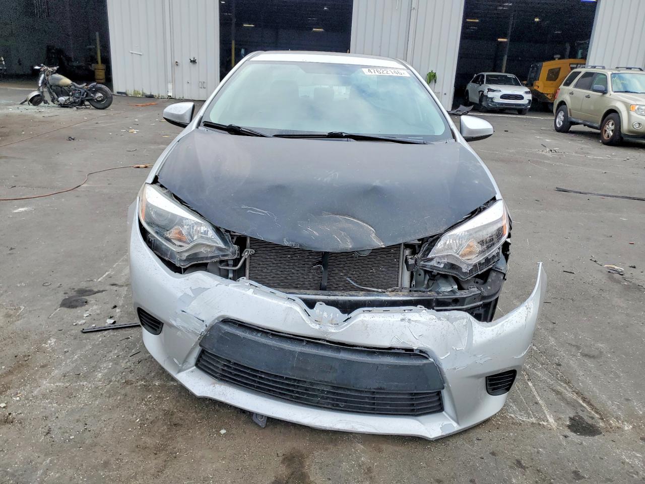 2016 Toyota Corolla L Silver vin: 2T1BURHE3GC572424