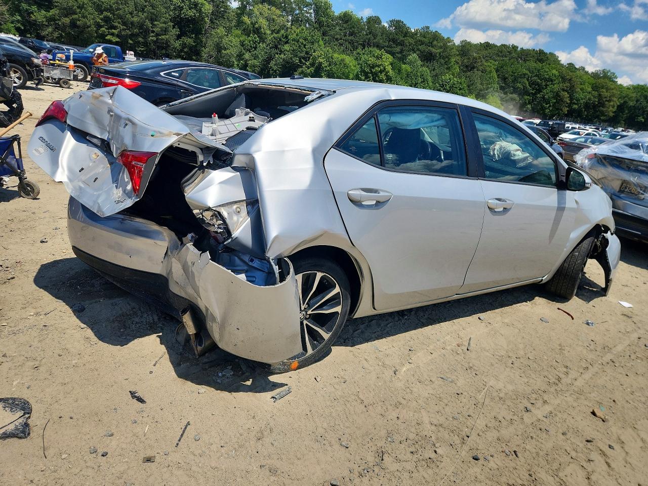 2017 Toyota Corolla Xse Silver vin: 2T1BURHE3HC784807