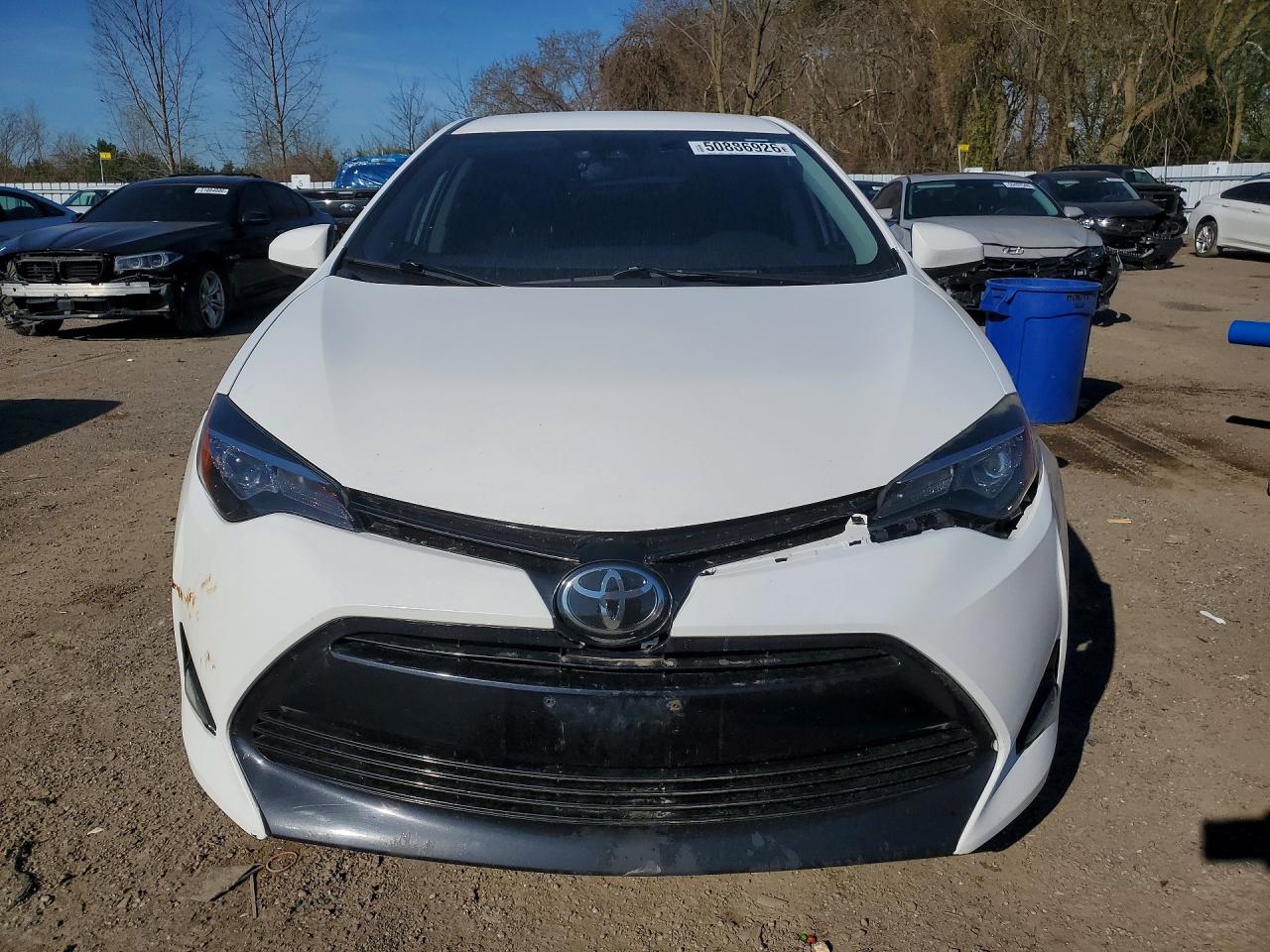 2017 Toyota Corolla L White vin: 2T1BURHE3HC895907