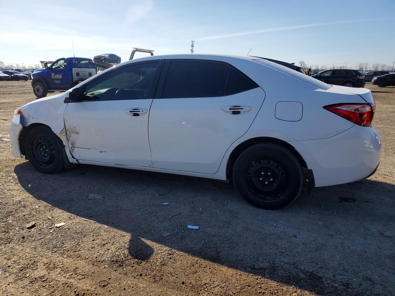 2017 Toyota Corolla L White vin: 2T1BURHE3HC895907
