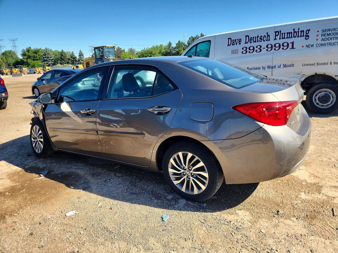 2017 Toyota Corolla Xle Brown vin: 2T1BURHE3HC901981