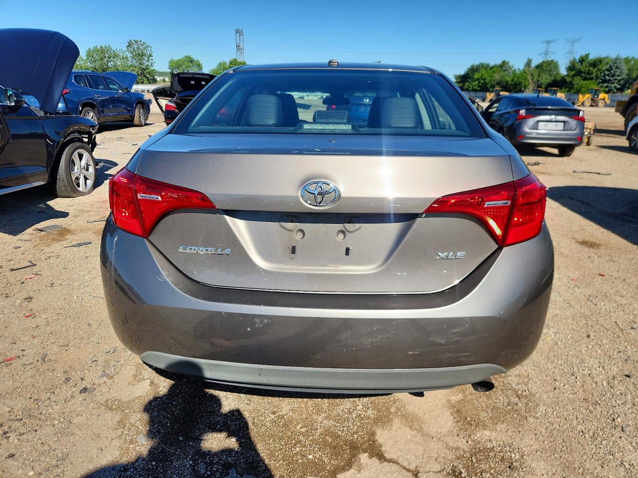 2017 Toyota Corolla Xle Brown vin: 2T1BURHE3HC901981