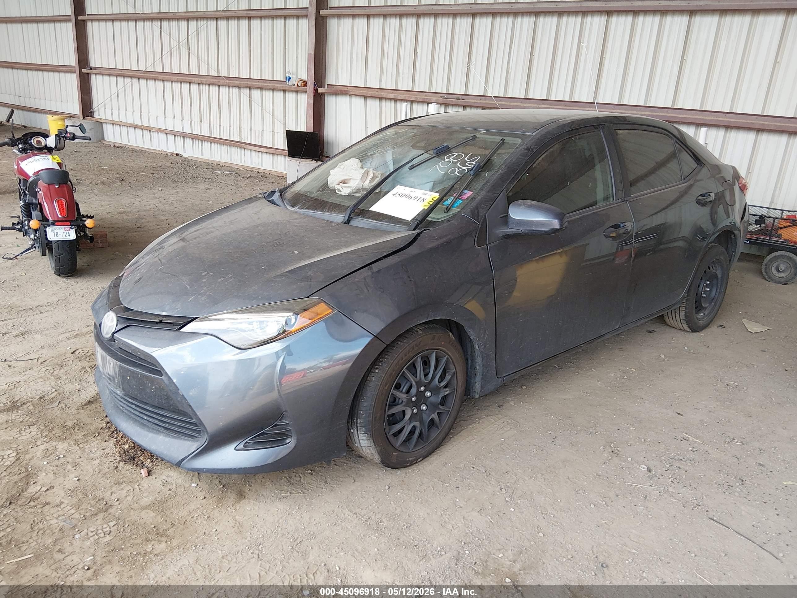 2019 Toyota Corolla Le Серый vin: 2T1BURHE3KC152221