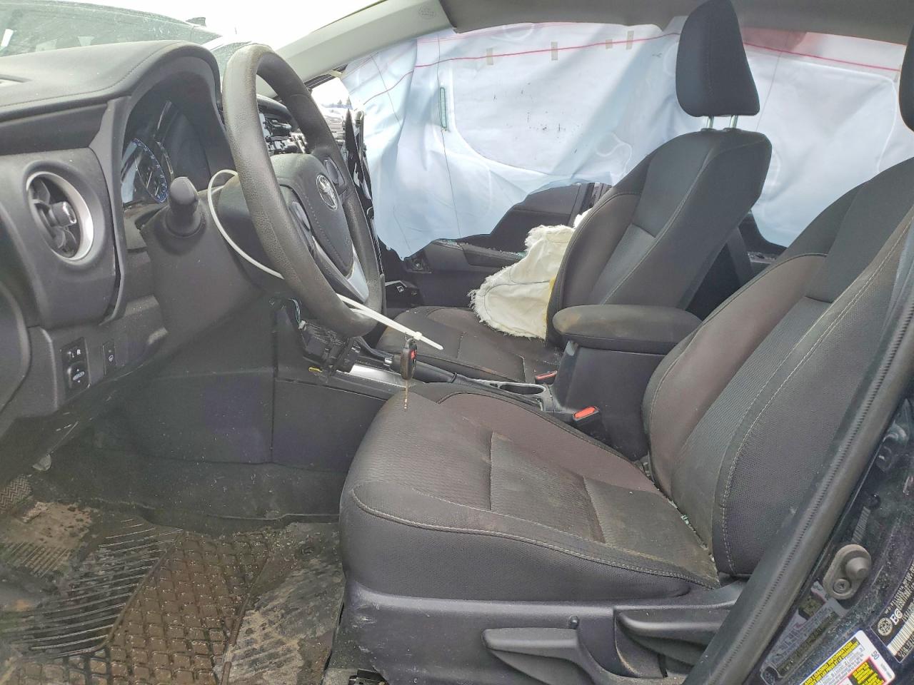 2019 Toyota Corolla L Blue vin: 2T1BURHE3KC158620