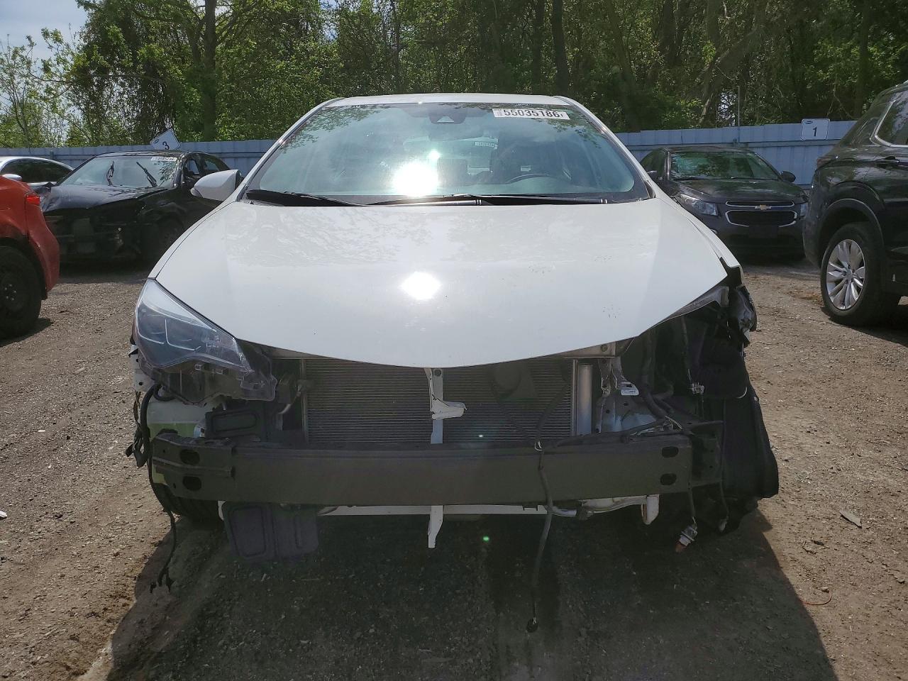 2019 Toyota Corolla L White vin: 2T1BURHE3KC178110