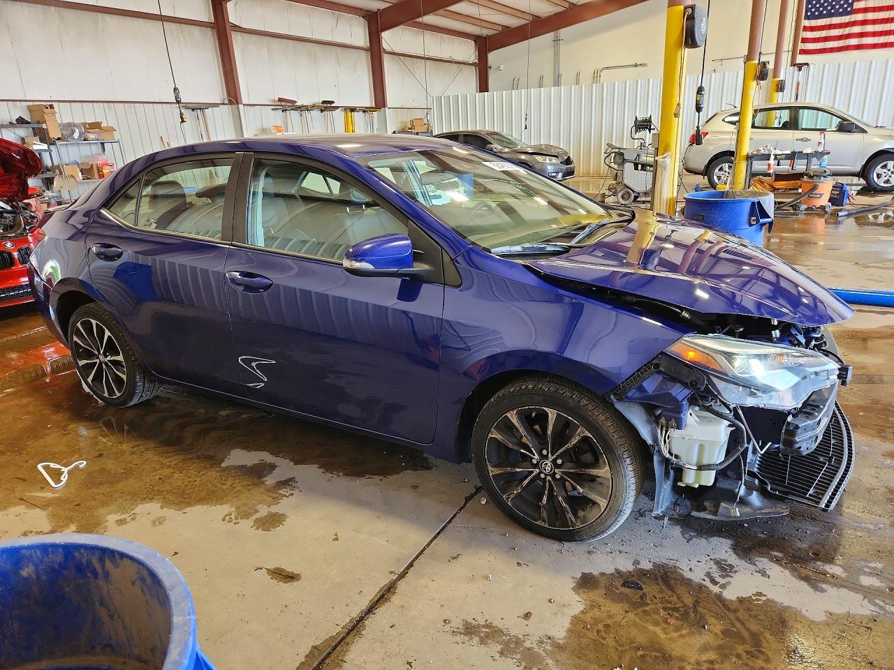 2019 Toyota Corolla Se Blue vin: 2T1BURHE3KC206021
