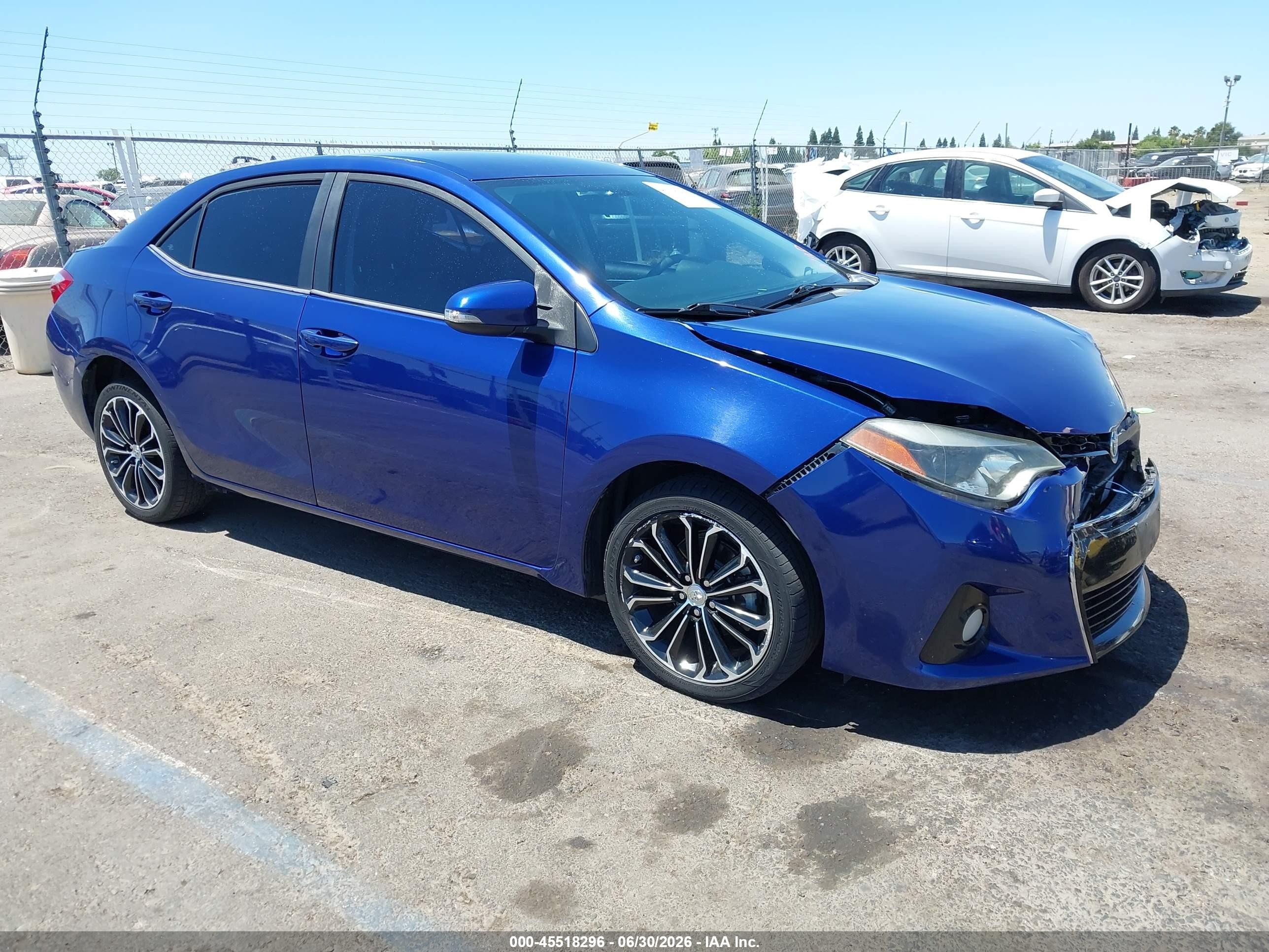 2014 Toyota Corolla S Plus Blue vin: 2T1BURHE4EC023974