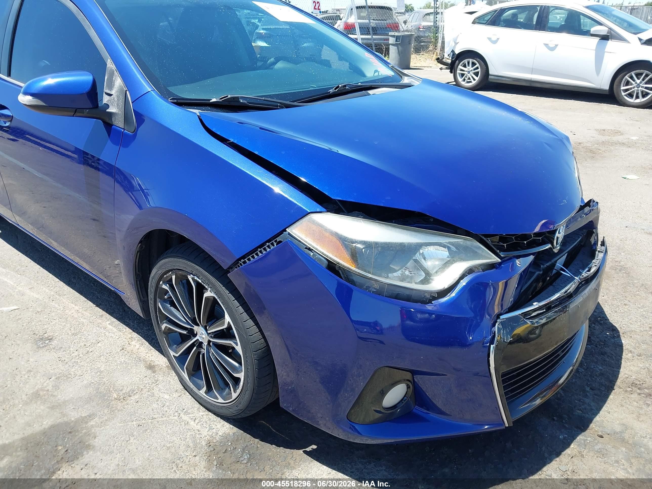 2014 Toyota Corolla S Plus Blue vin: 2T1BURHE4EC023974