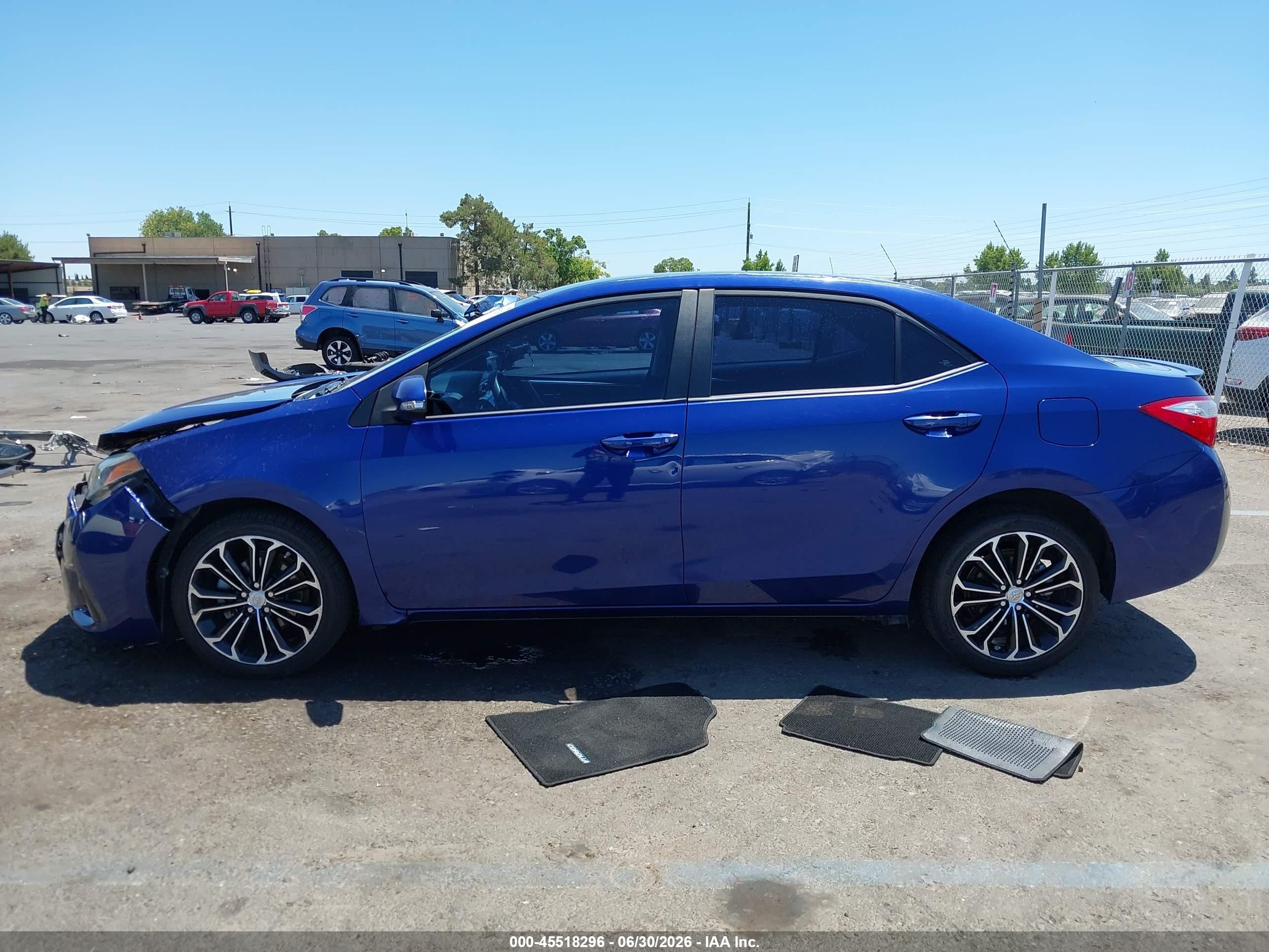 2014 Toyota Corolla S Plus Blue vin: 2T1BURHE4EC023974