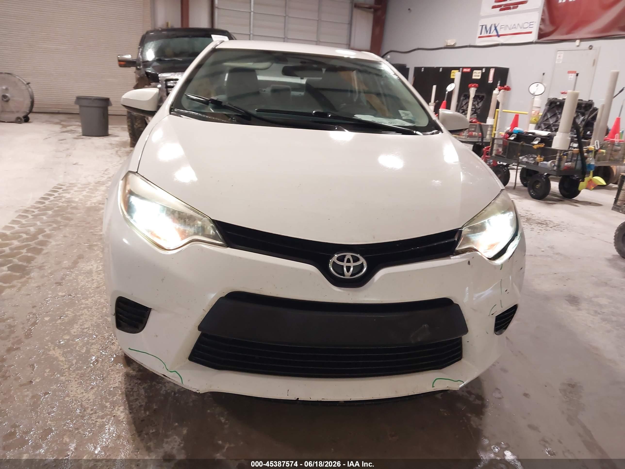 2014 Toyota Corolla L White vin: 2T1BURHE4EC026342