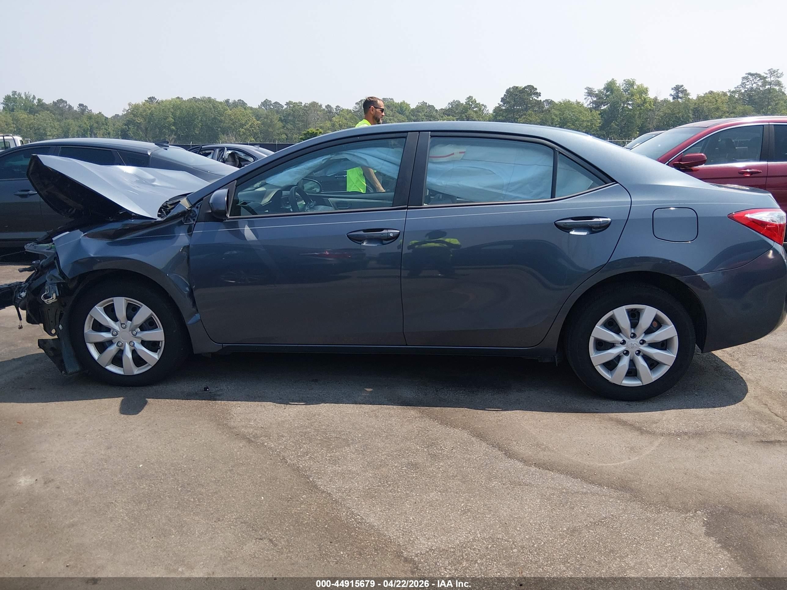 2014 Toyota Corolla Le Blue vin: 2T1BURHE4EC029046