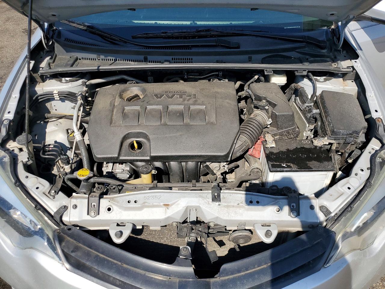 2014 Toyota Corolla Le Silver vin: 2T1BURHE4EC029418