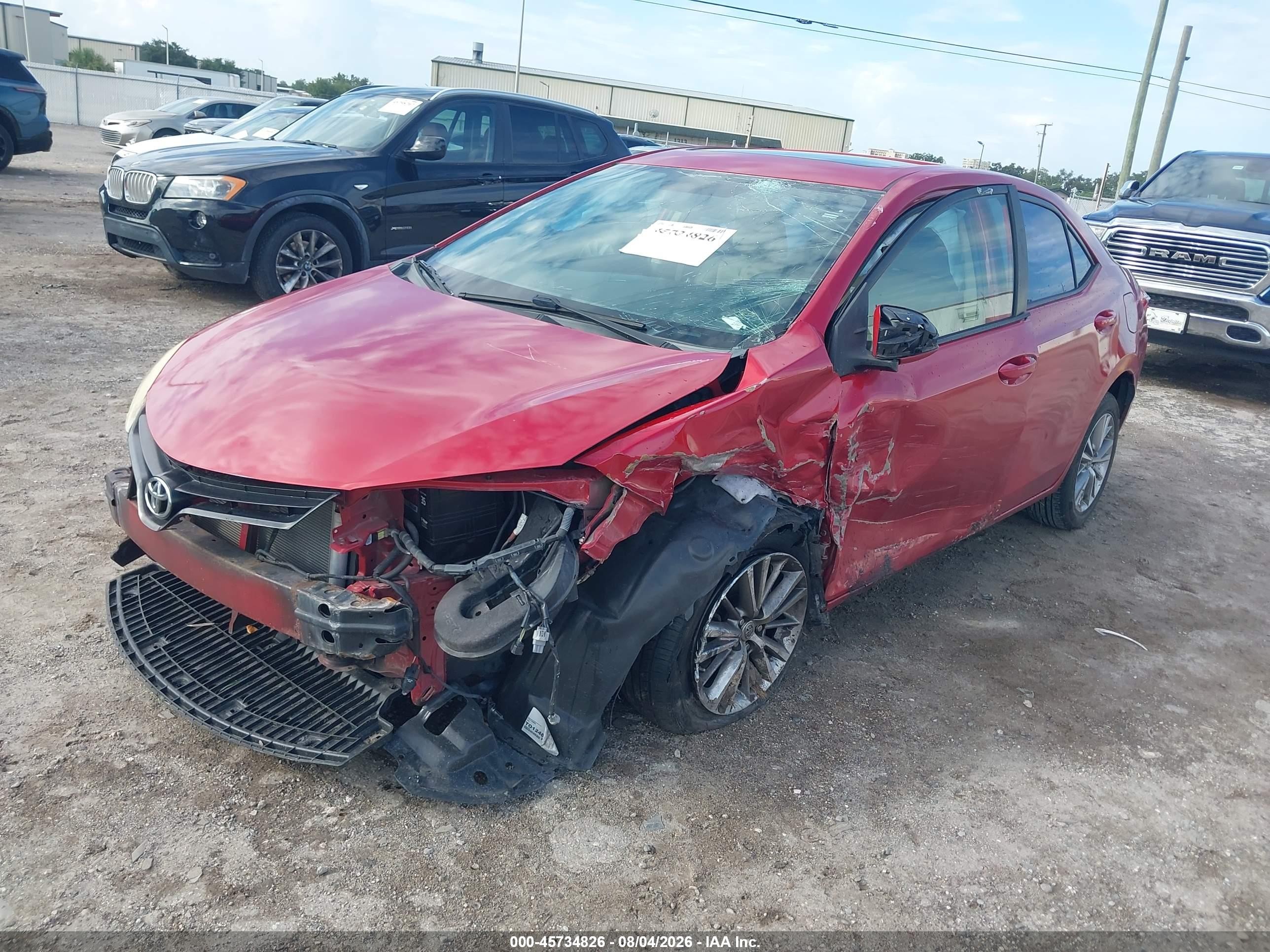 2014 Toyota Corolla Le Plus Red vin: 2T1BURHE4EC030617