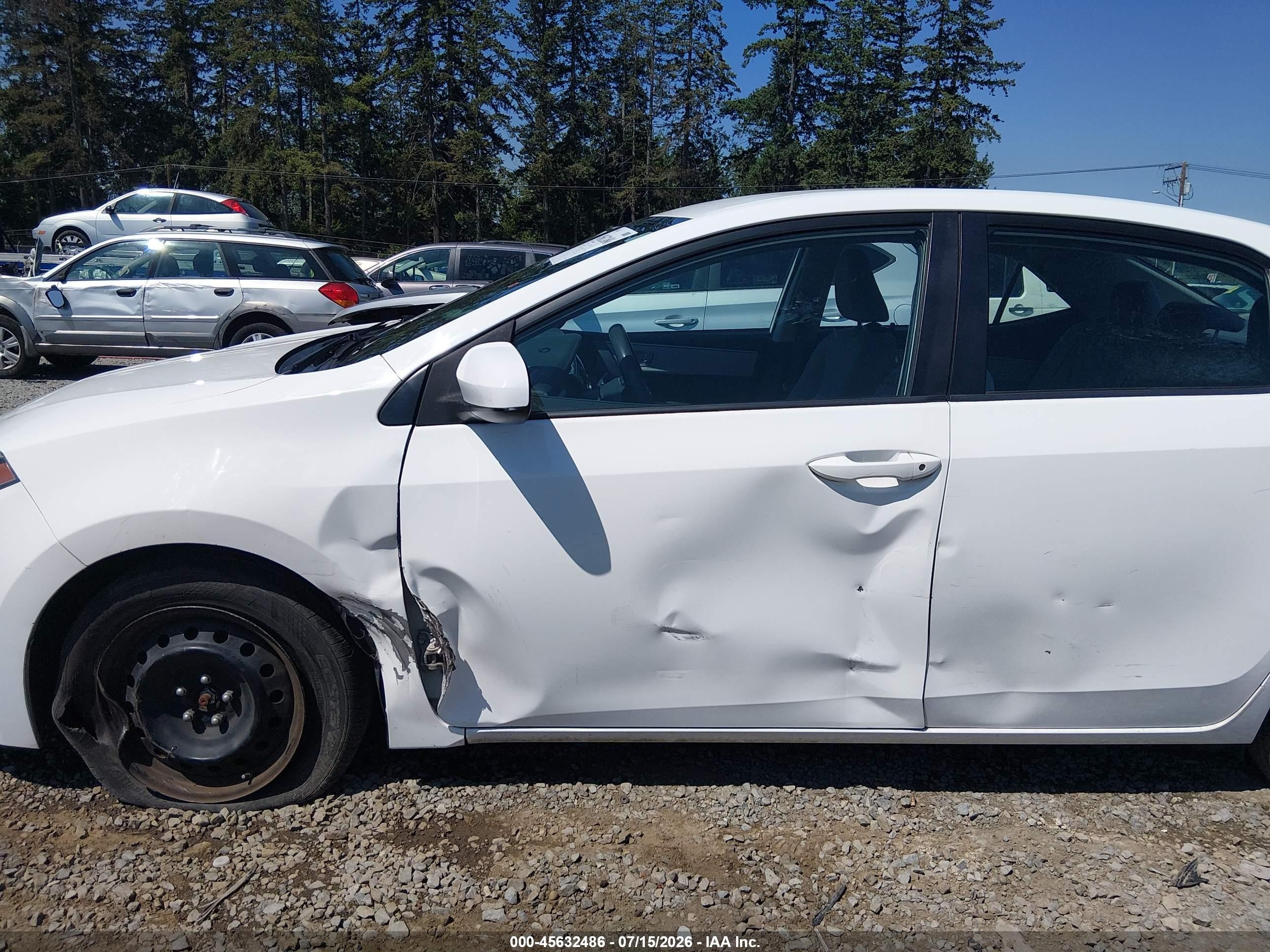2014 Toyota Corolla Le White vin: 2T1BURHE4EC065819