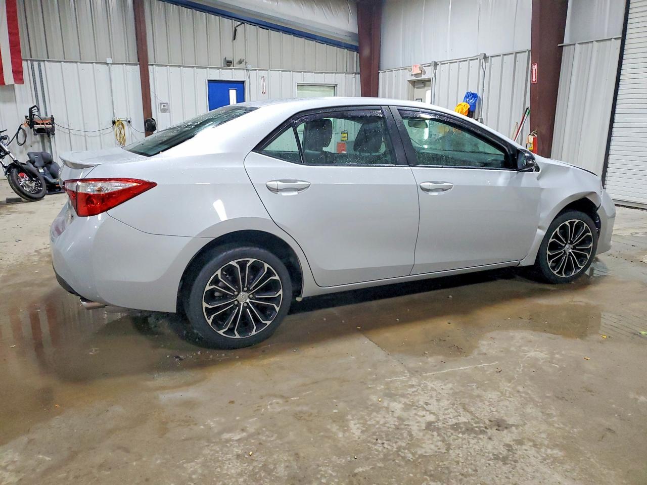 2014 Toyota Corolla S Plus Silver vin: 2T1BURHE4EC087836