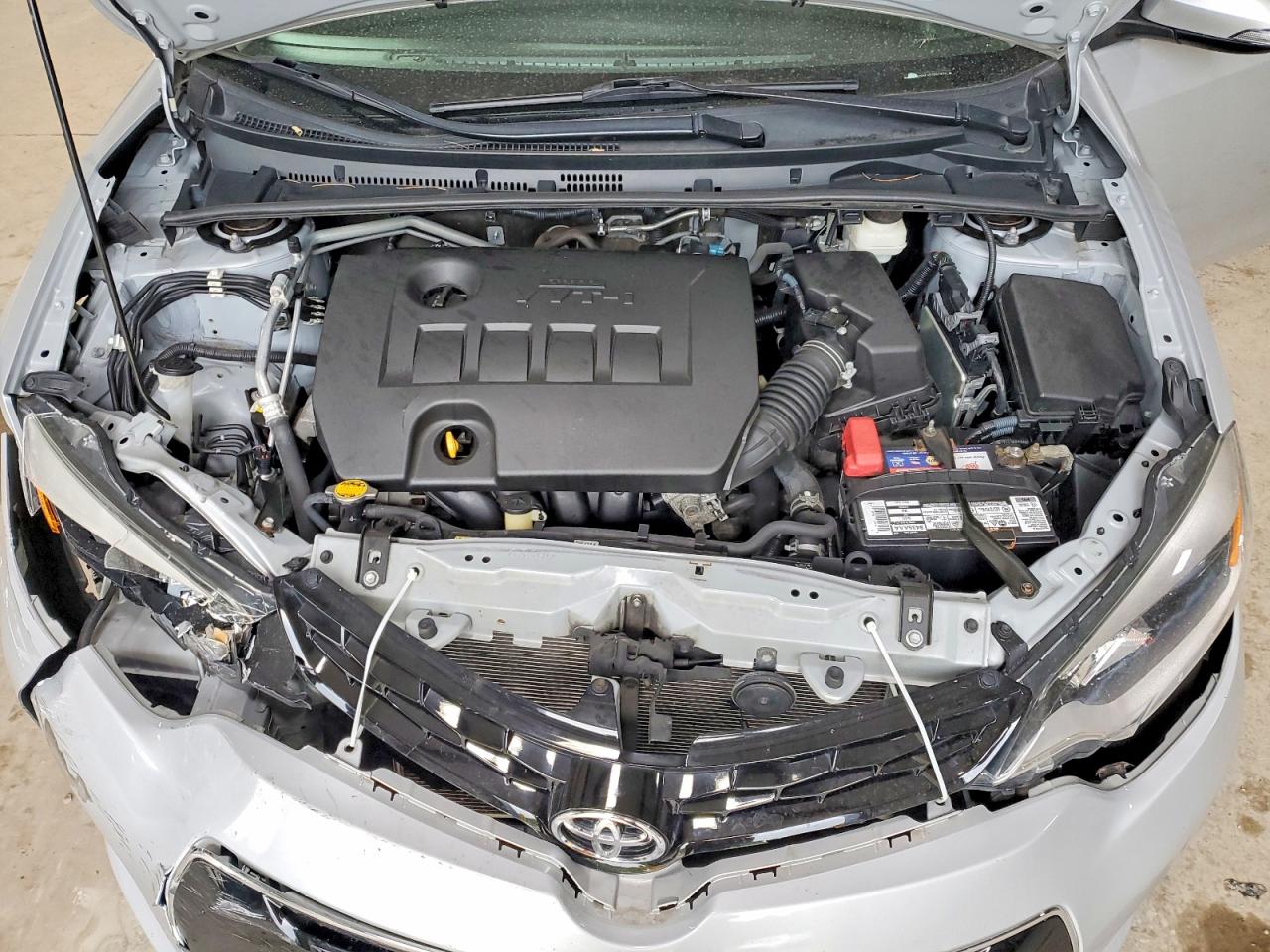 2014 Toyota Corolla S Plus Silver vin: 2T1BURHE4EC087836