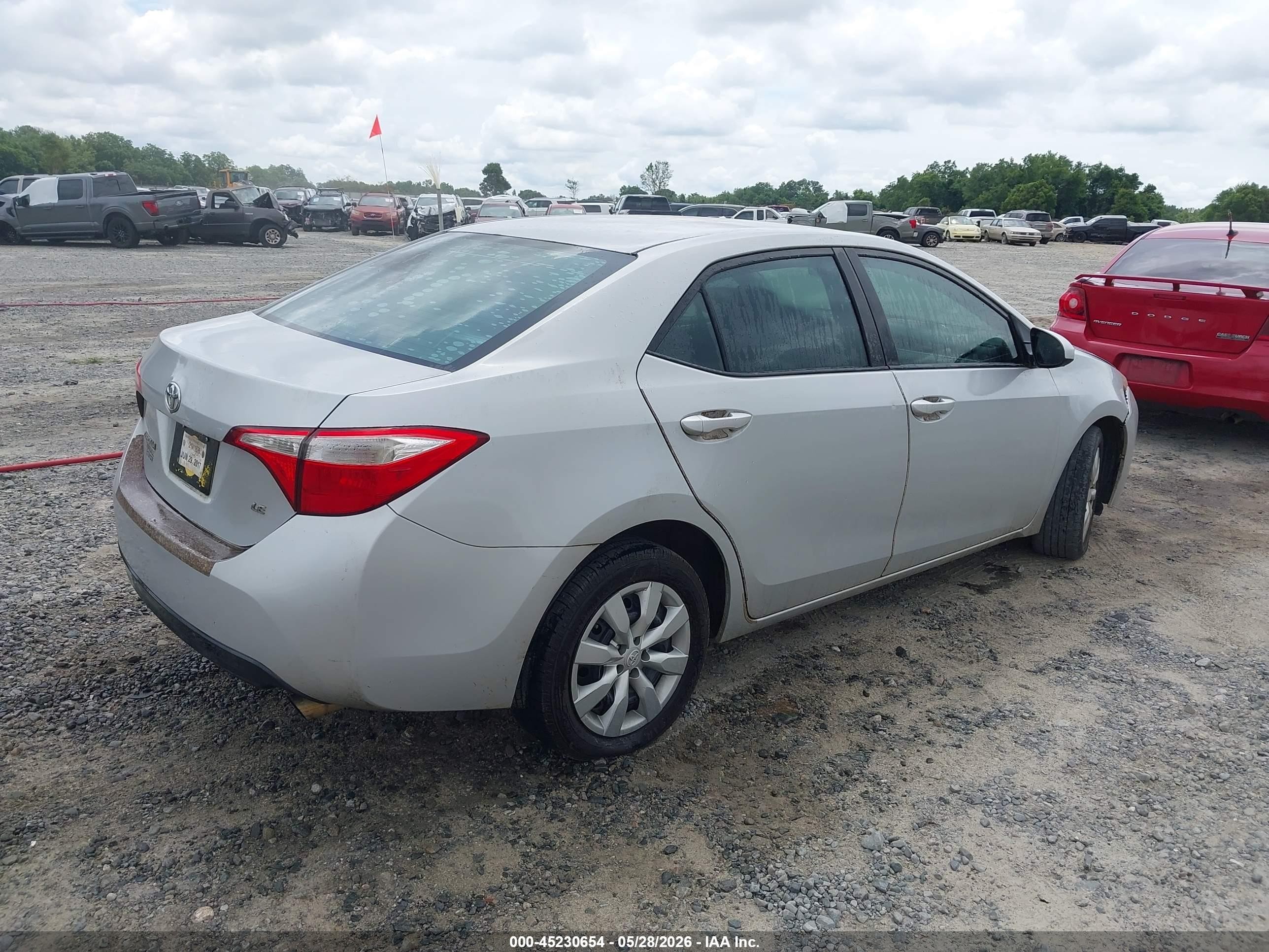 2014 Toyota Corolla Le Silver vin: 2T1BURHE4EC089585
