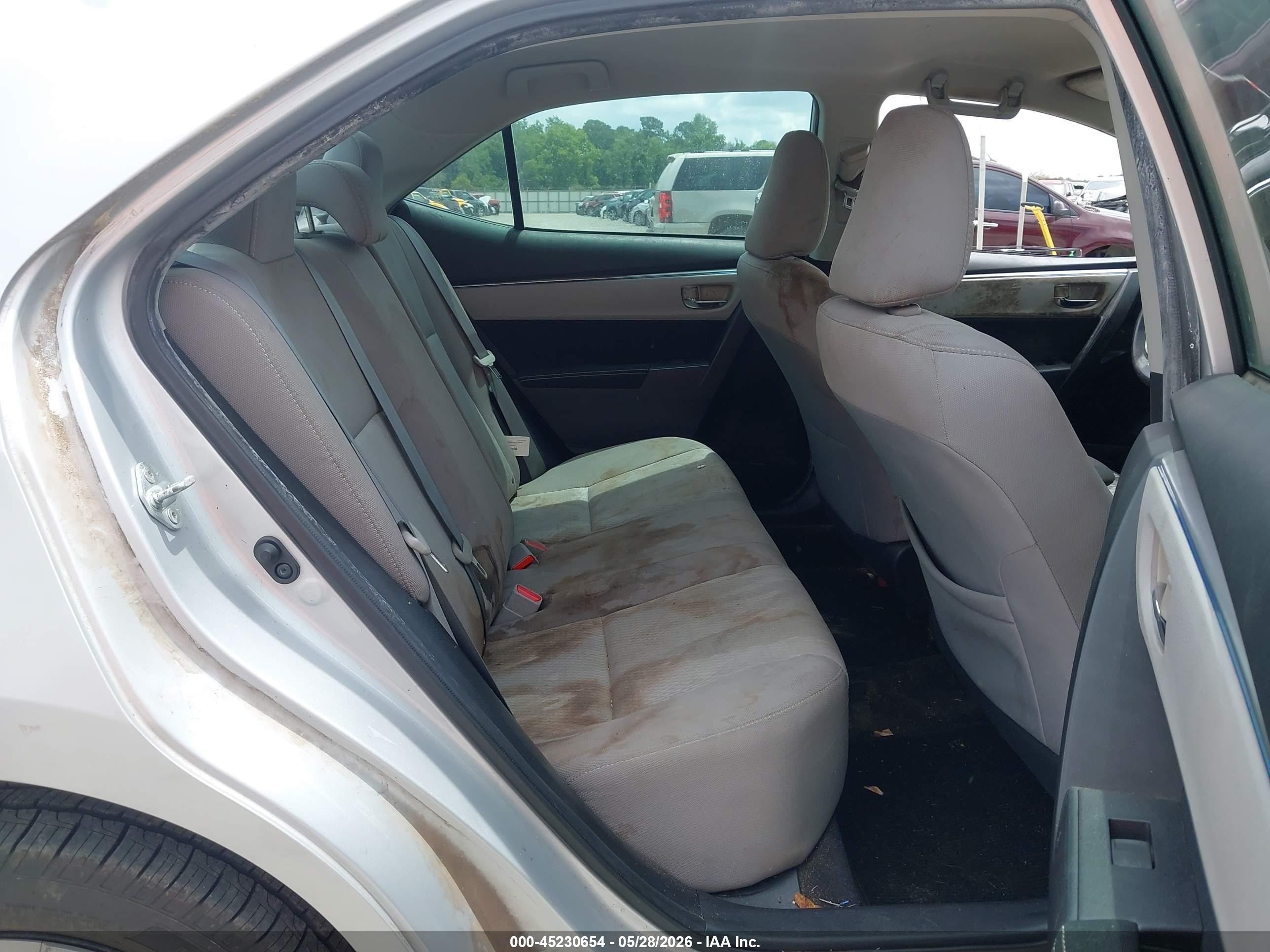 2014 Toyota Corolla Le Silver vin: 2T1BURHE4EC089585