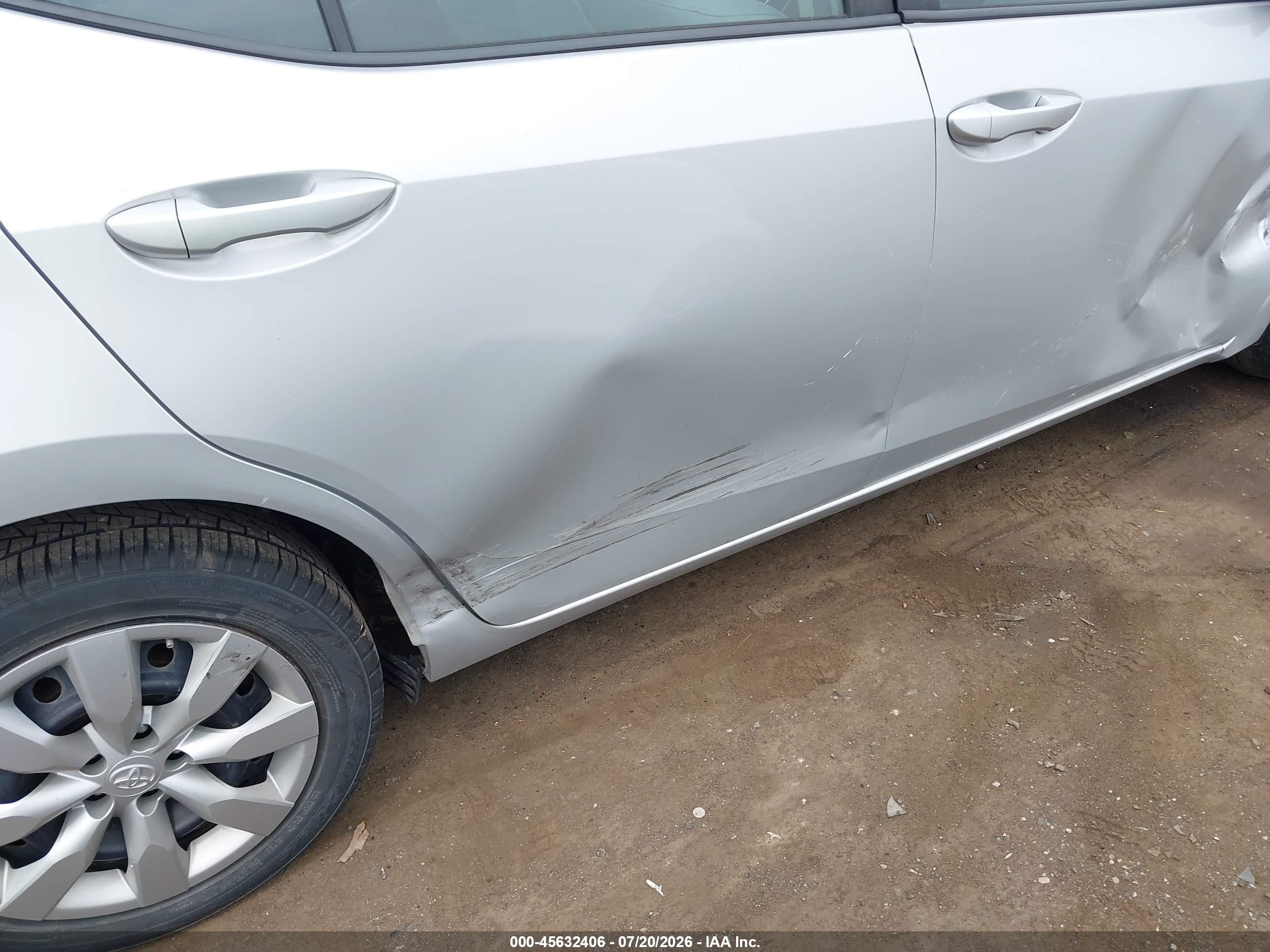 2014 Toyota Corolla Le Silver vin: 2T1BURHE4EC091823
