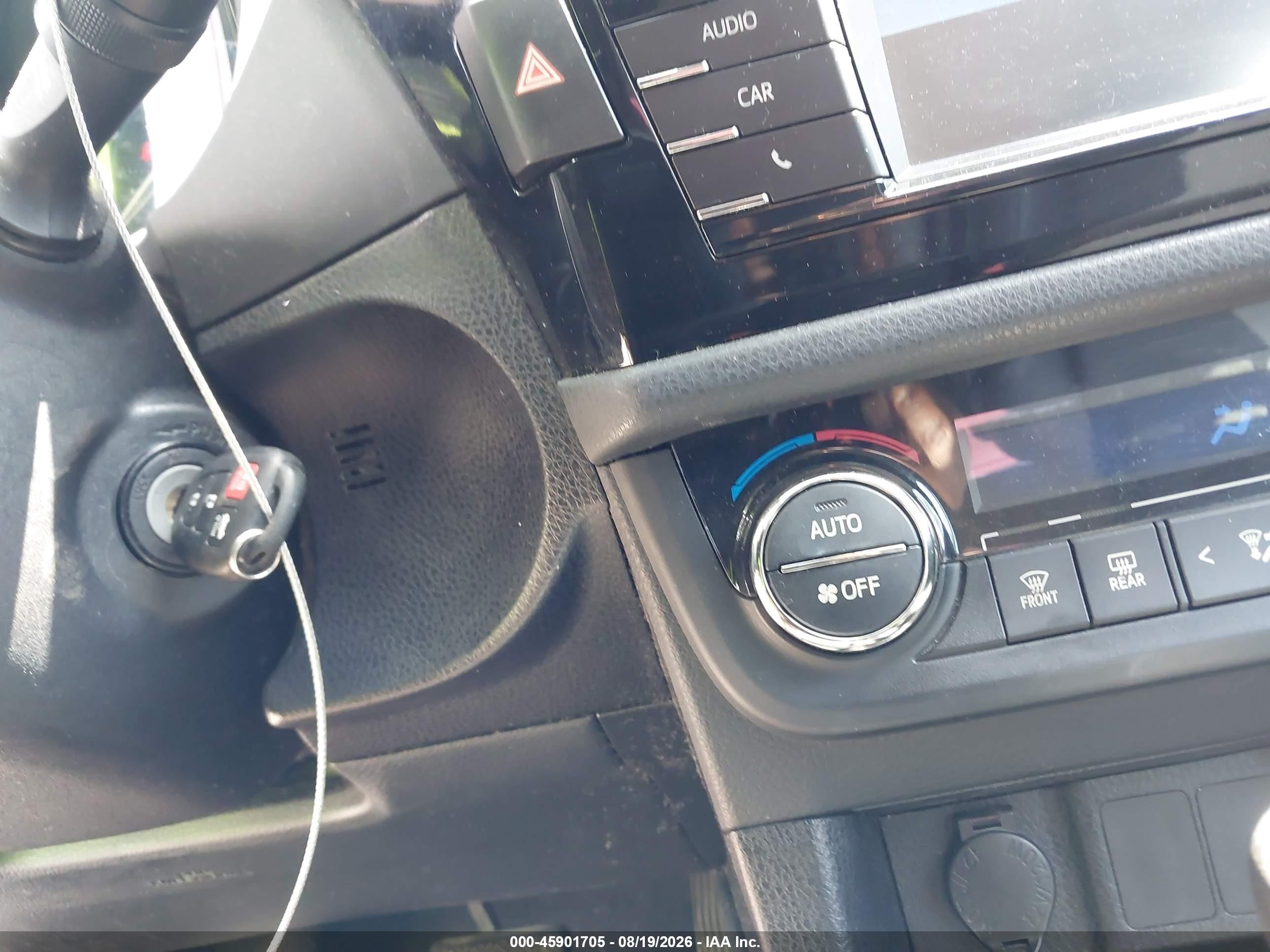 2014 Toyota Corolla S Plus Красный vin: 2T1BURHE4EC096486