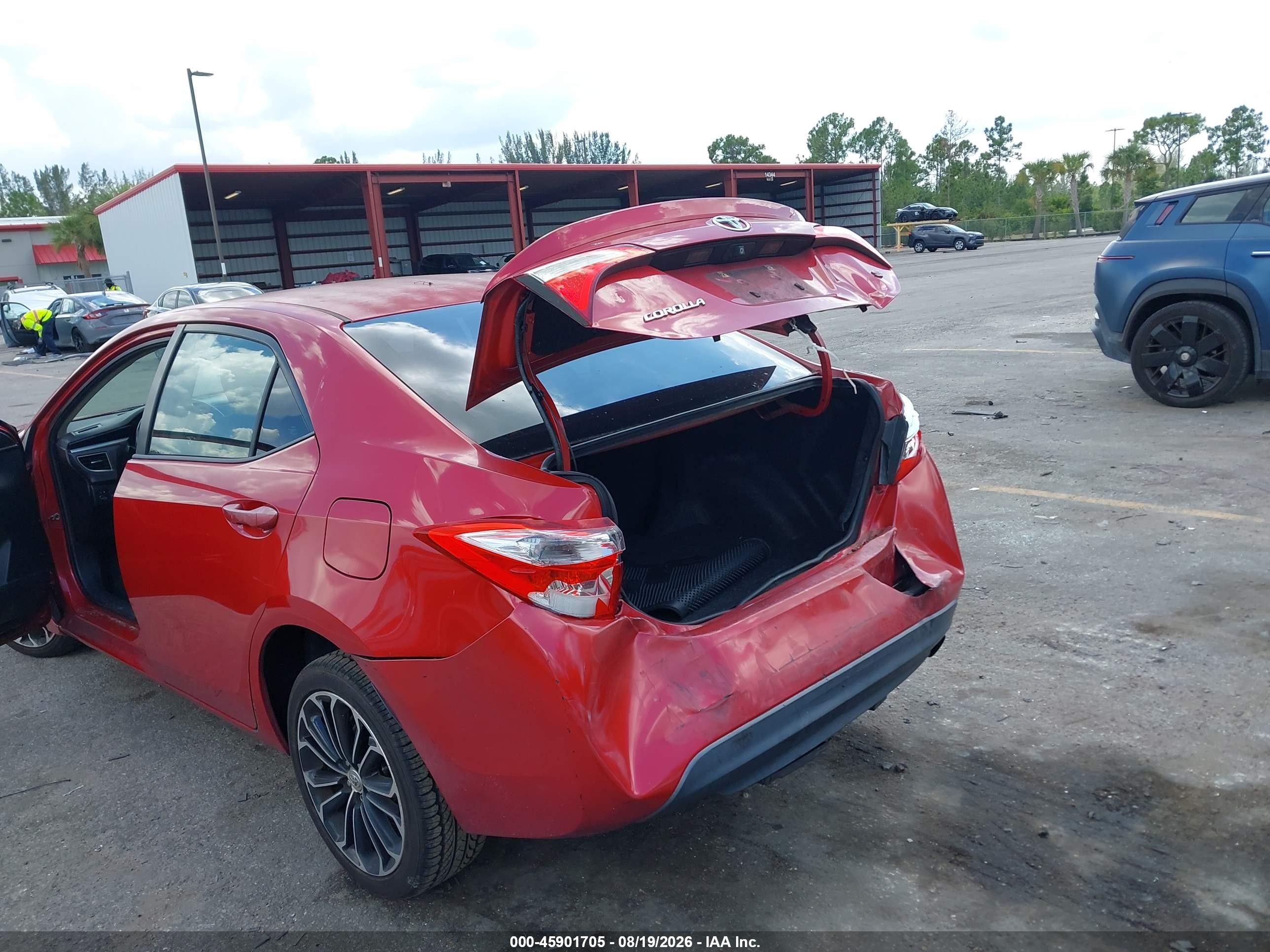 2014 Toyota Corolla S Plus Красный vin: 2T1BURHE4EC096486