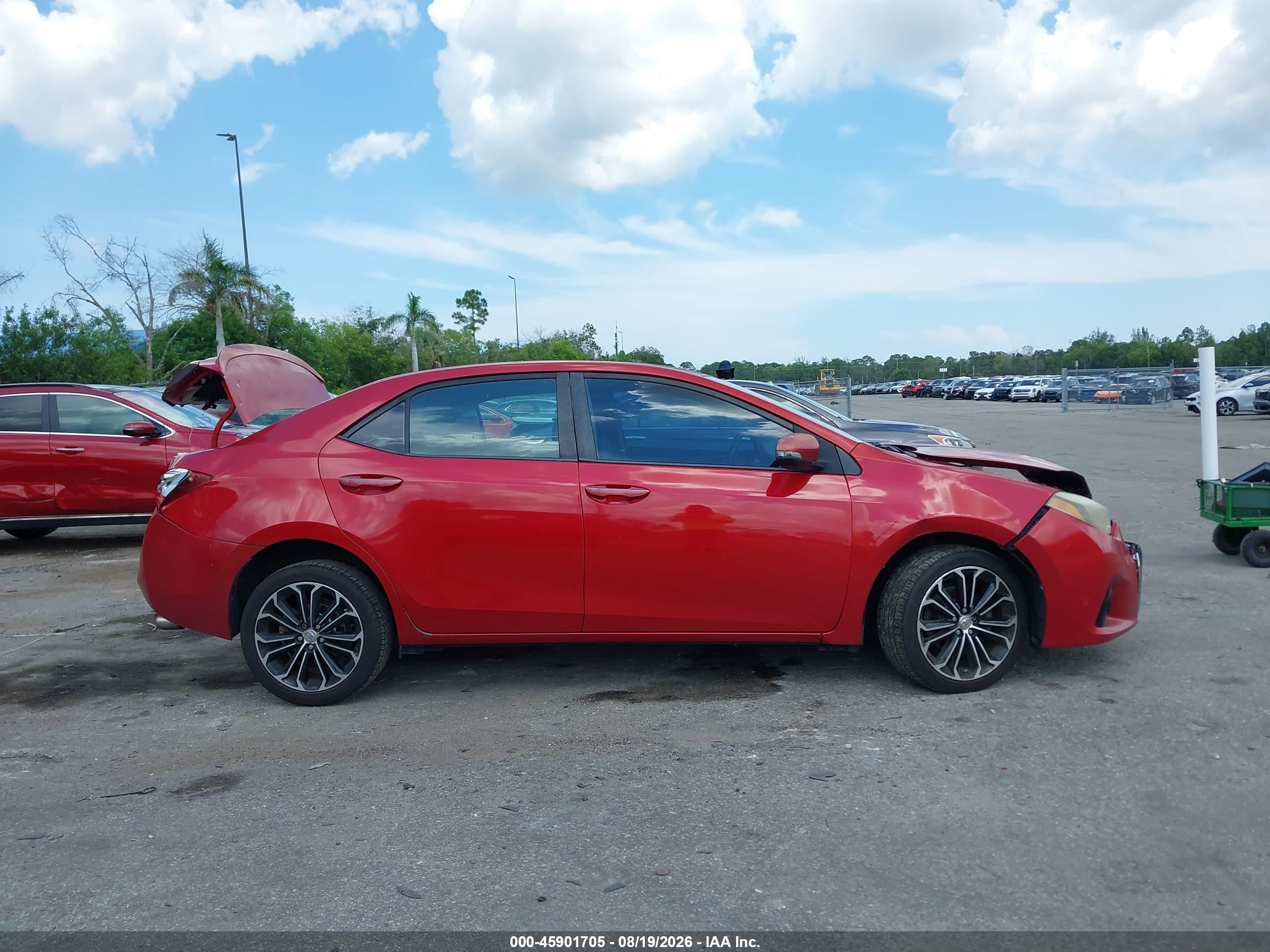 2014 Toyota Corolla S Plus Красный vin: 2T1BURHE4EC096486