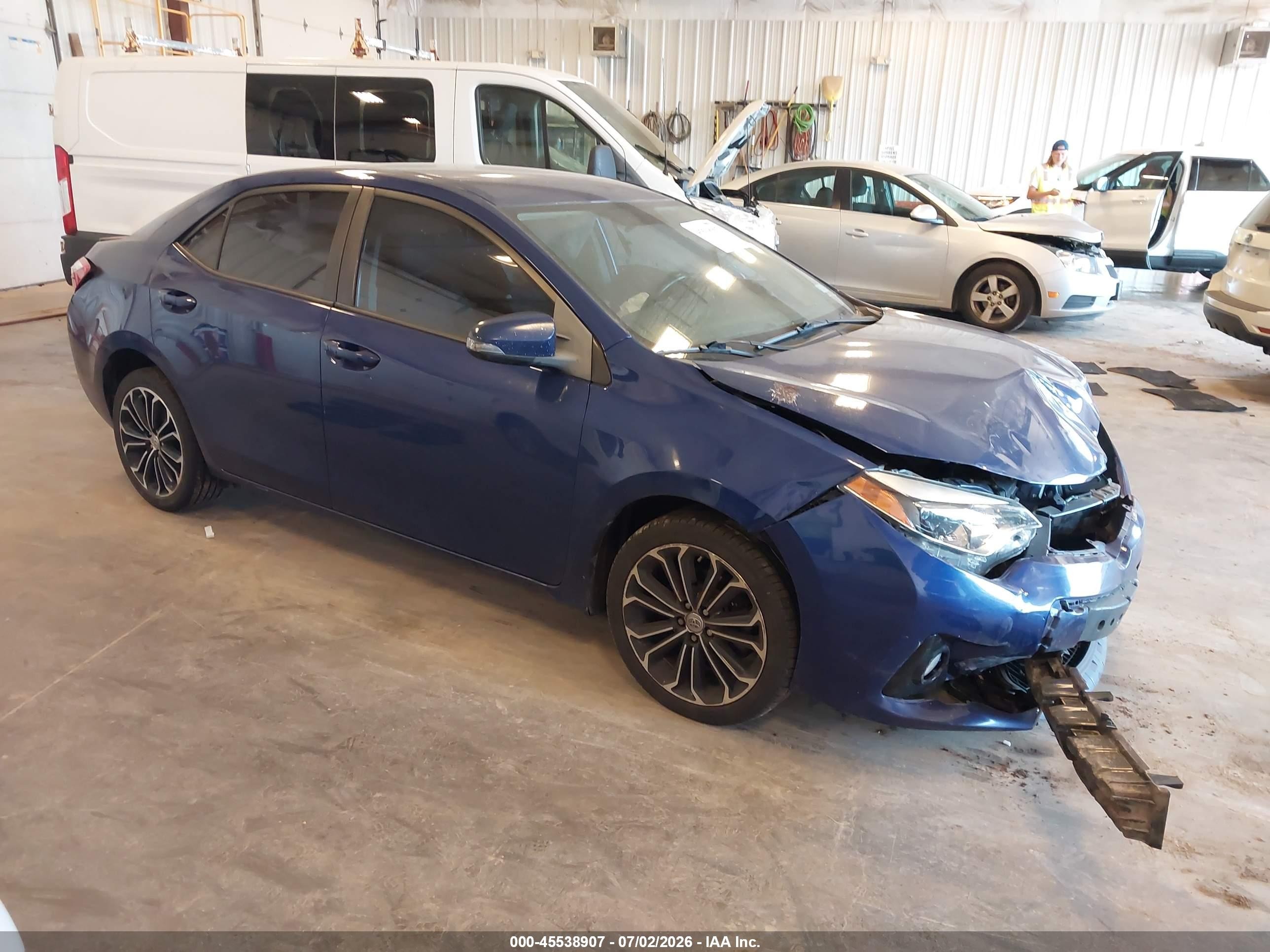 2014 Toyota Corolla S Plus Blue vin: 2T1BURHE4EC127381
