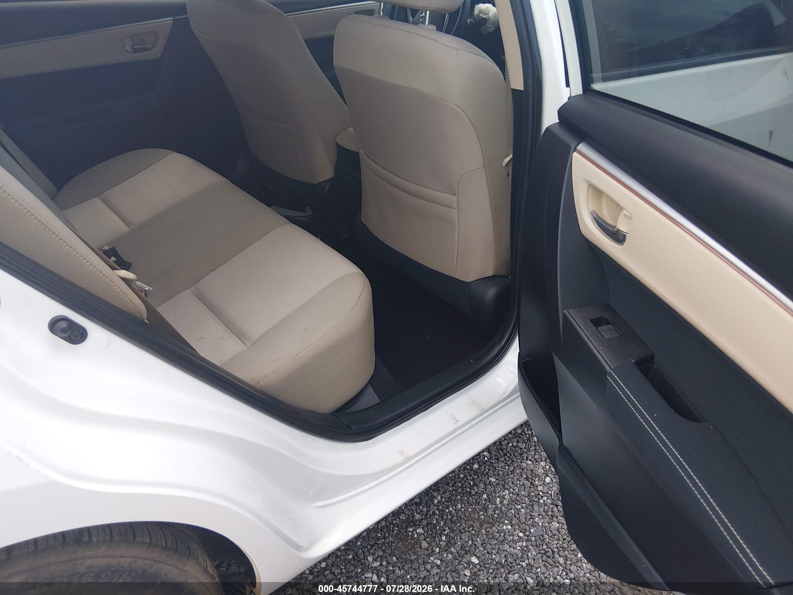 2014 Toyota Corolla Le White vin: 2T1BURHE4EC131978