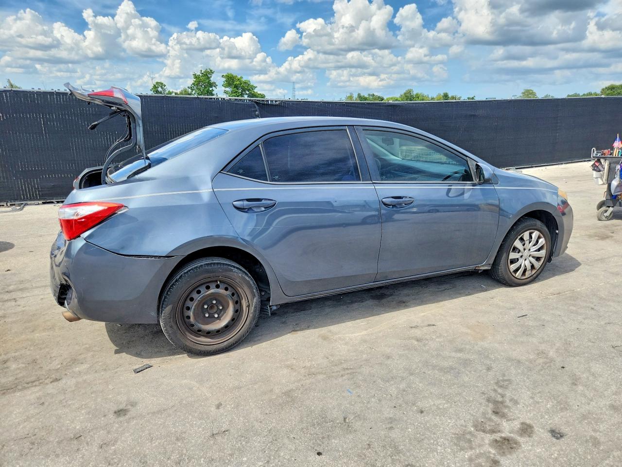 2014 Toyota Corolla Le Gray vin: 2T1BURHE4EC140616