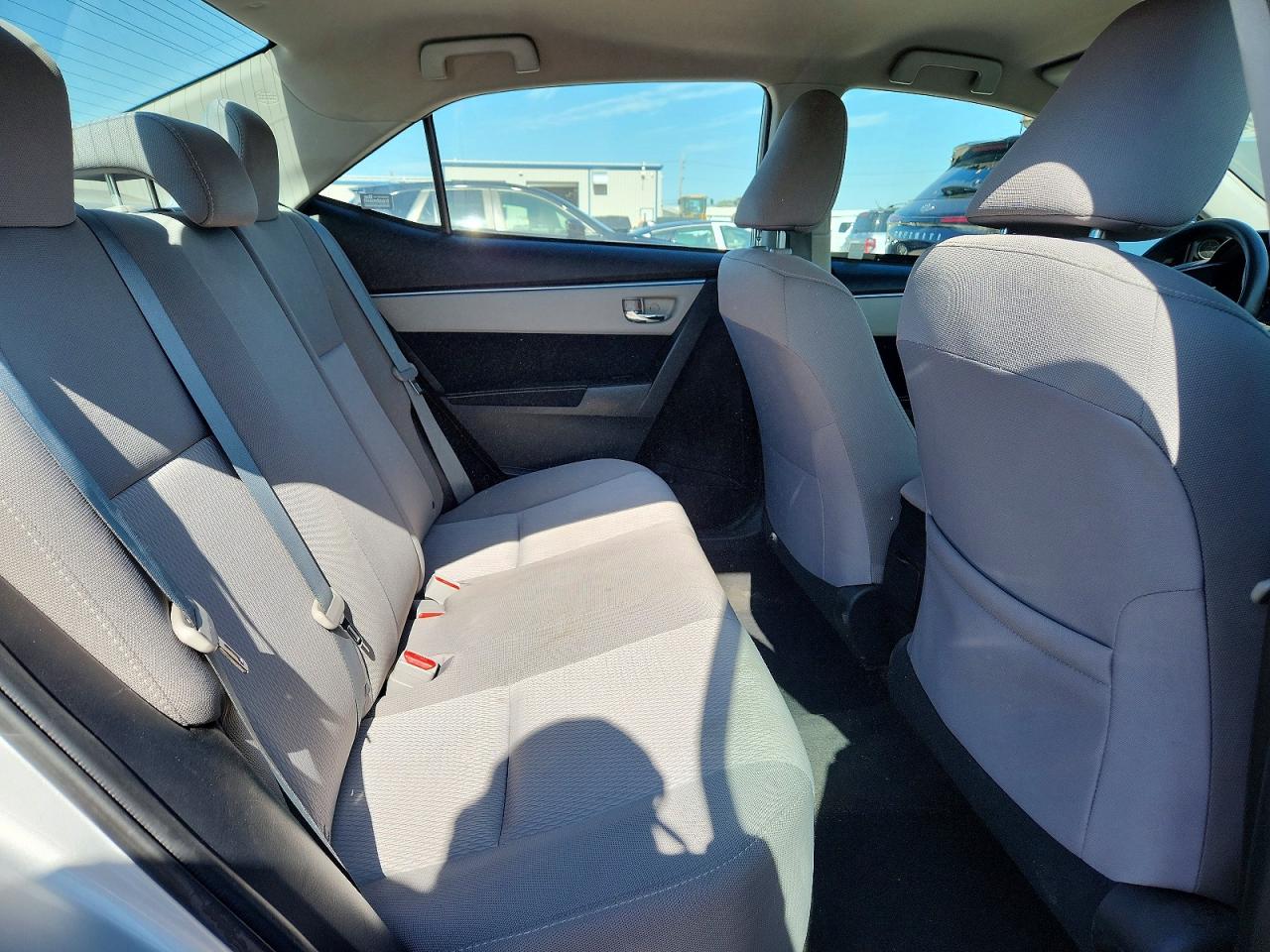 2014 Toyota Corolla Le Silver vin: 2T1BURHE4EC150174
