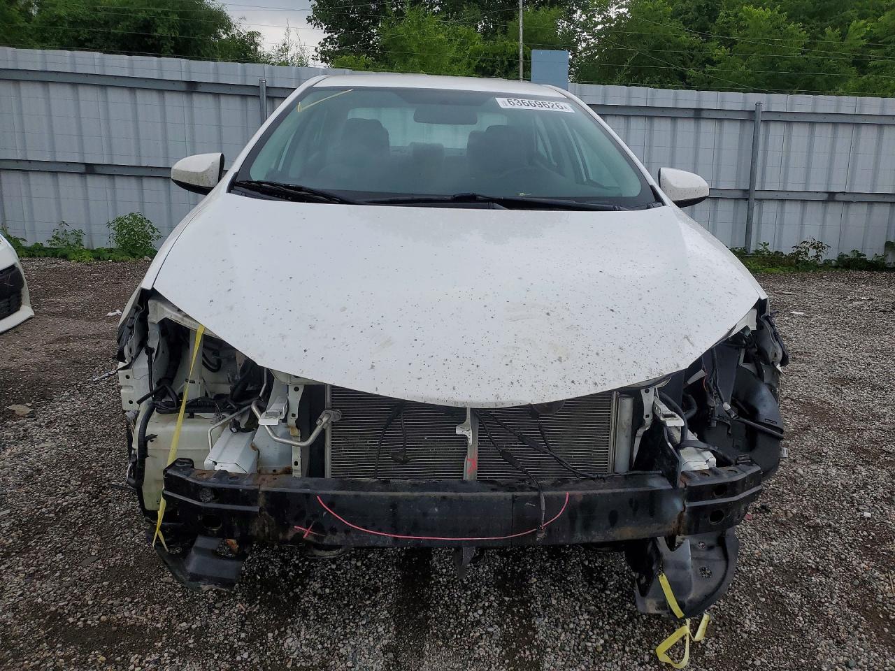 2014 Toyota Corolla White vin: 2T1BURHE4EC168285