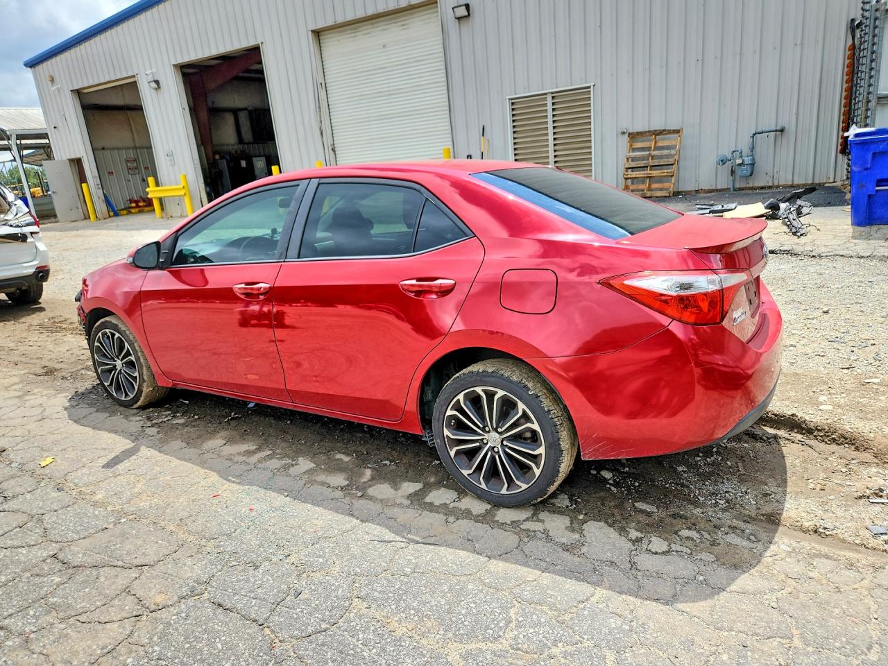 2014 Toyota Corolla S Plus Красный vin: 2T1BURHE4EC182946