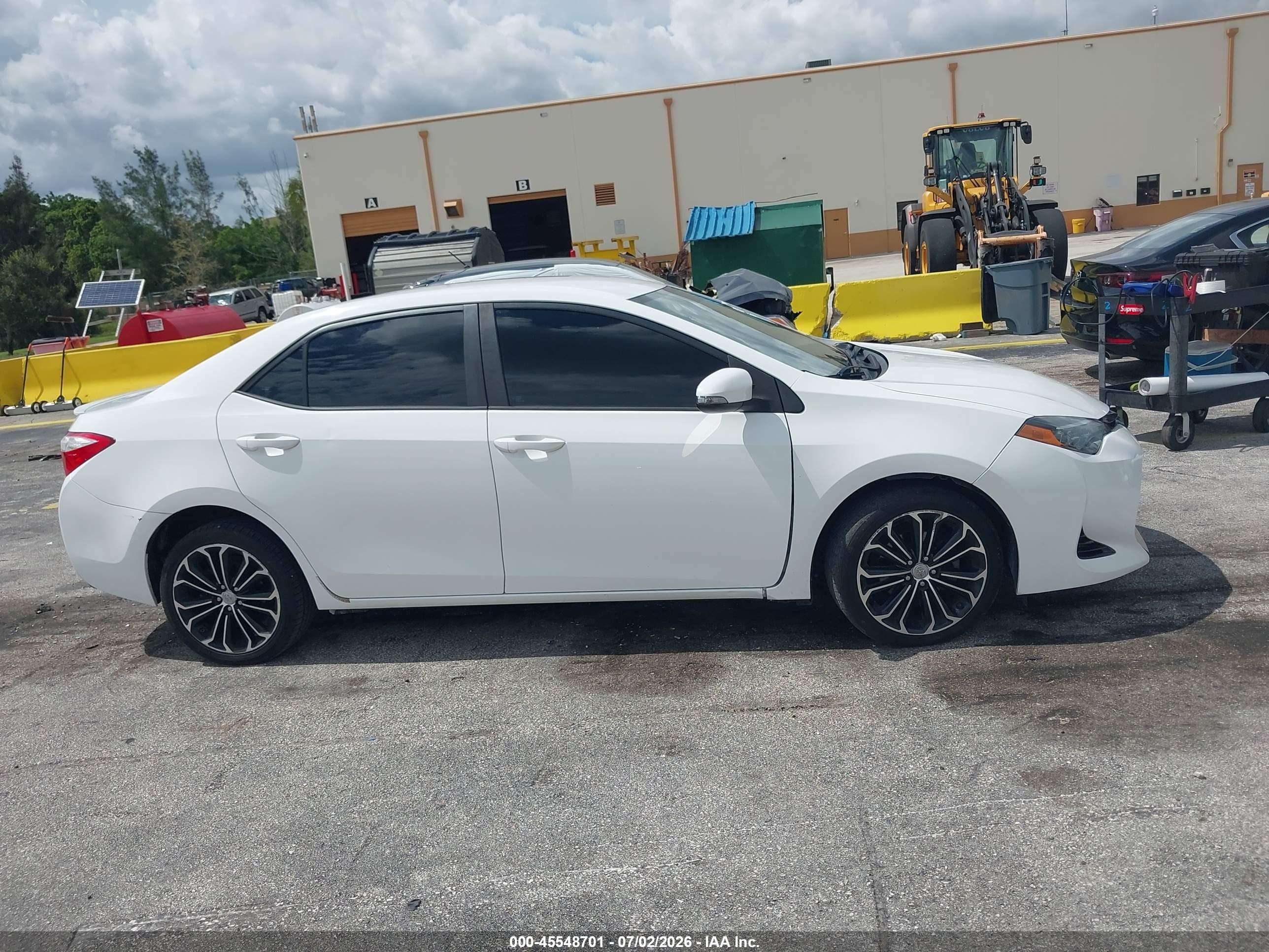 2014 Toyota Corolla S Plus White vin: 2T1BURHE4EC186513