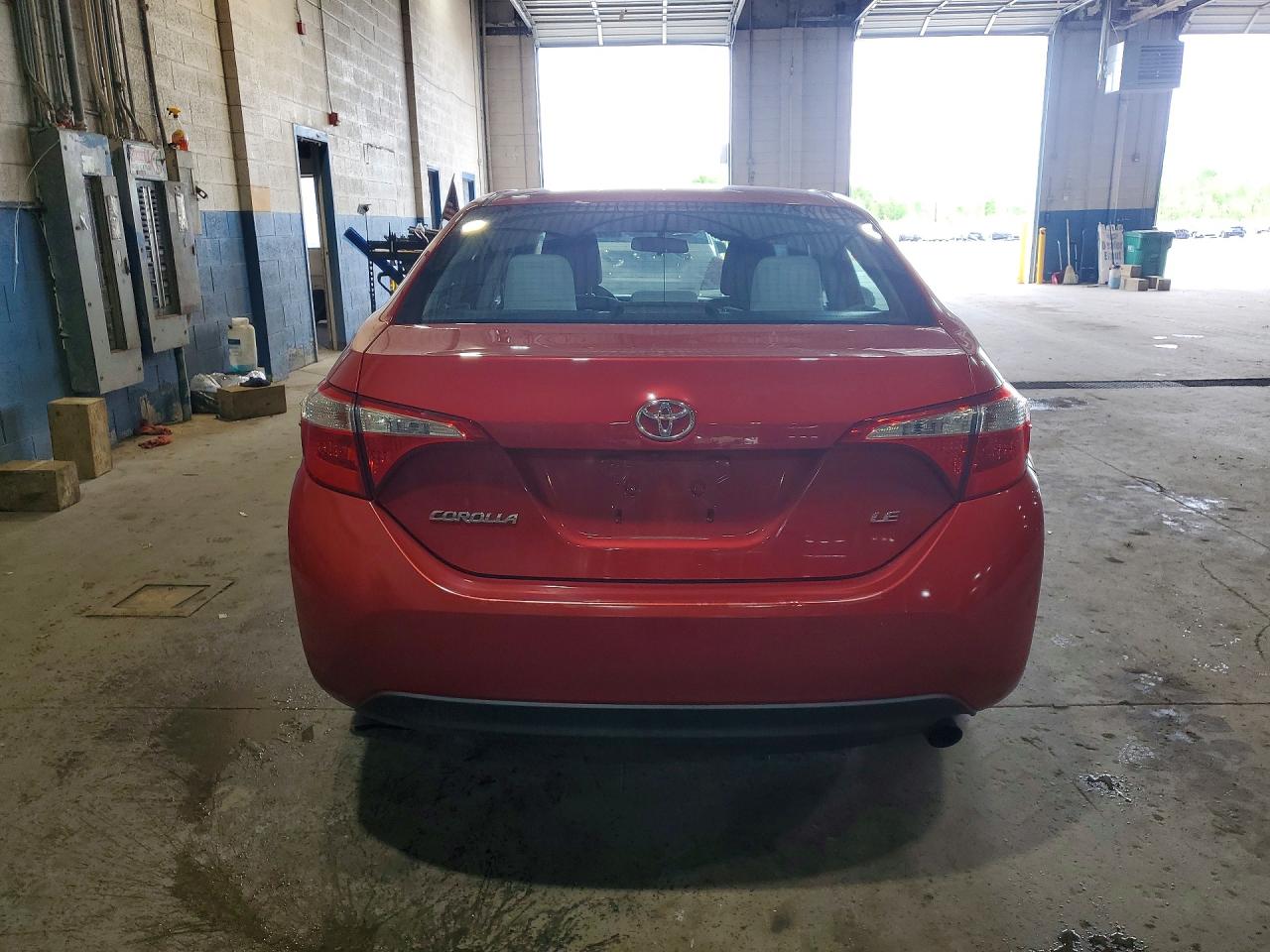 2014 Toyota Corolla Le Red vin: 2T1BURHE4EC208977