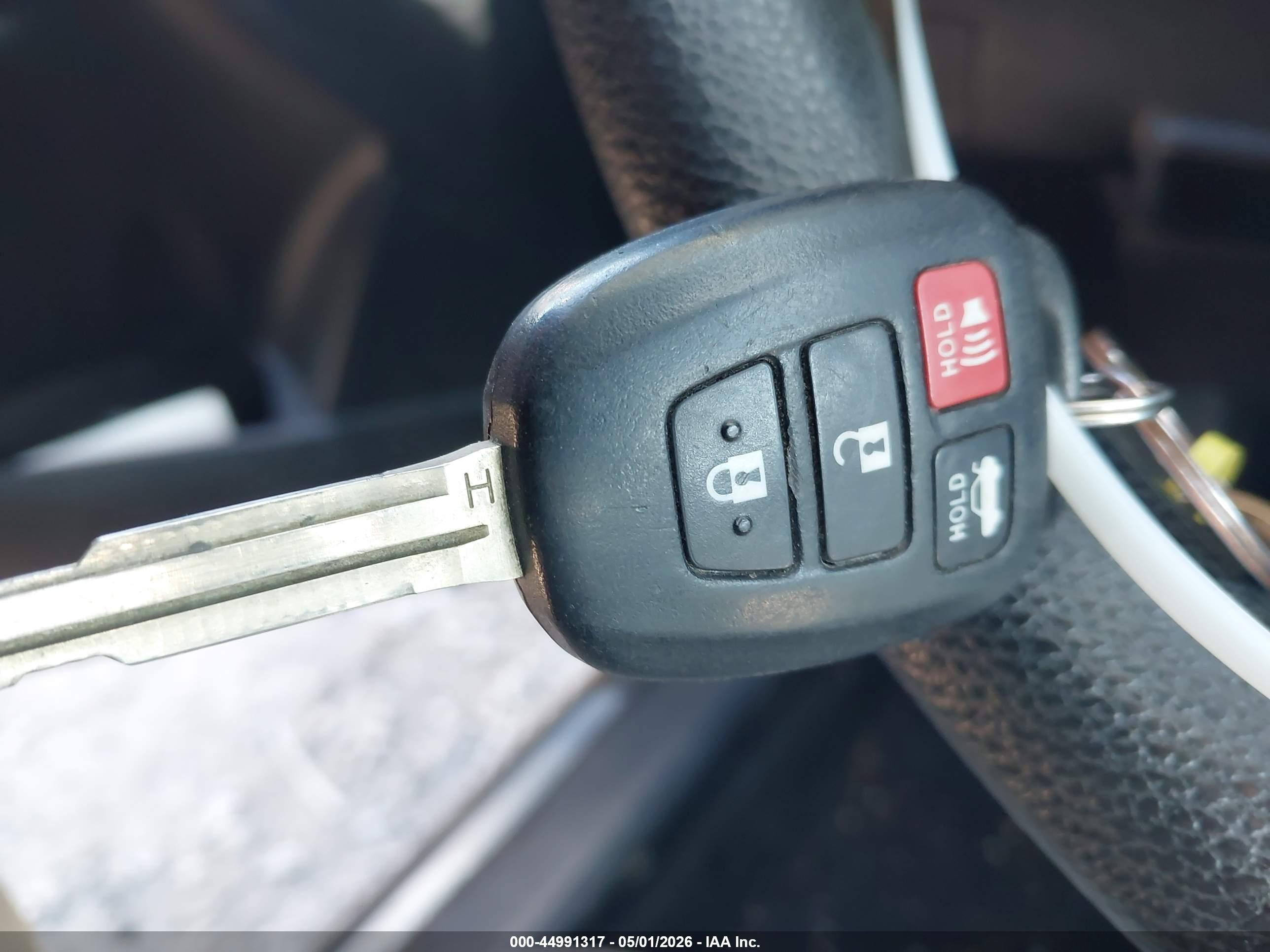 2014 Toyota Corolla Le Gray vin: 2T1BURHE4EC224595