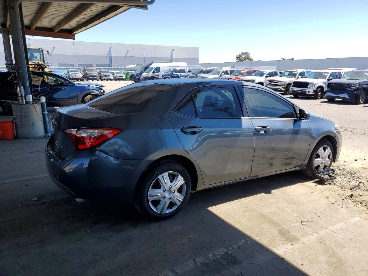 2015 Toyota Corolla Le Серый vin: 2T1BURHE4FC259235