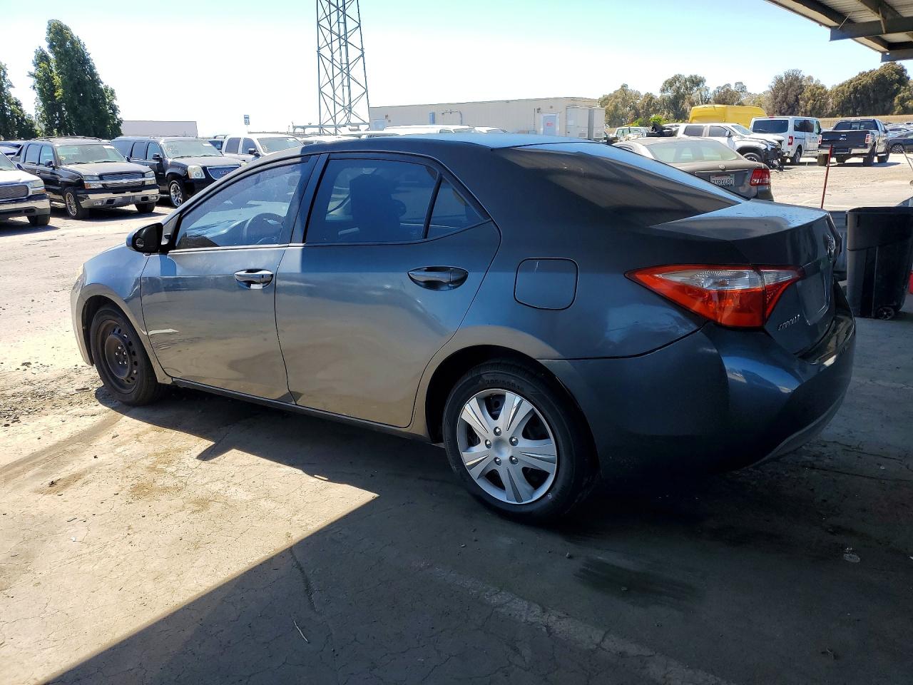 2015 Toyota Corolla Le Серый vin: 2T1BURHE4FC259235