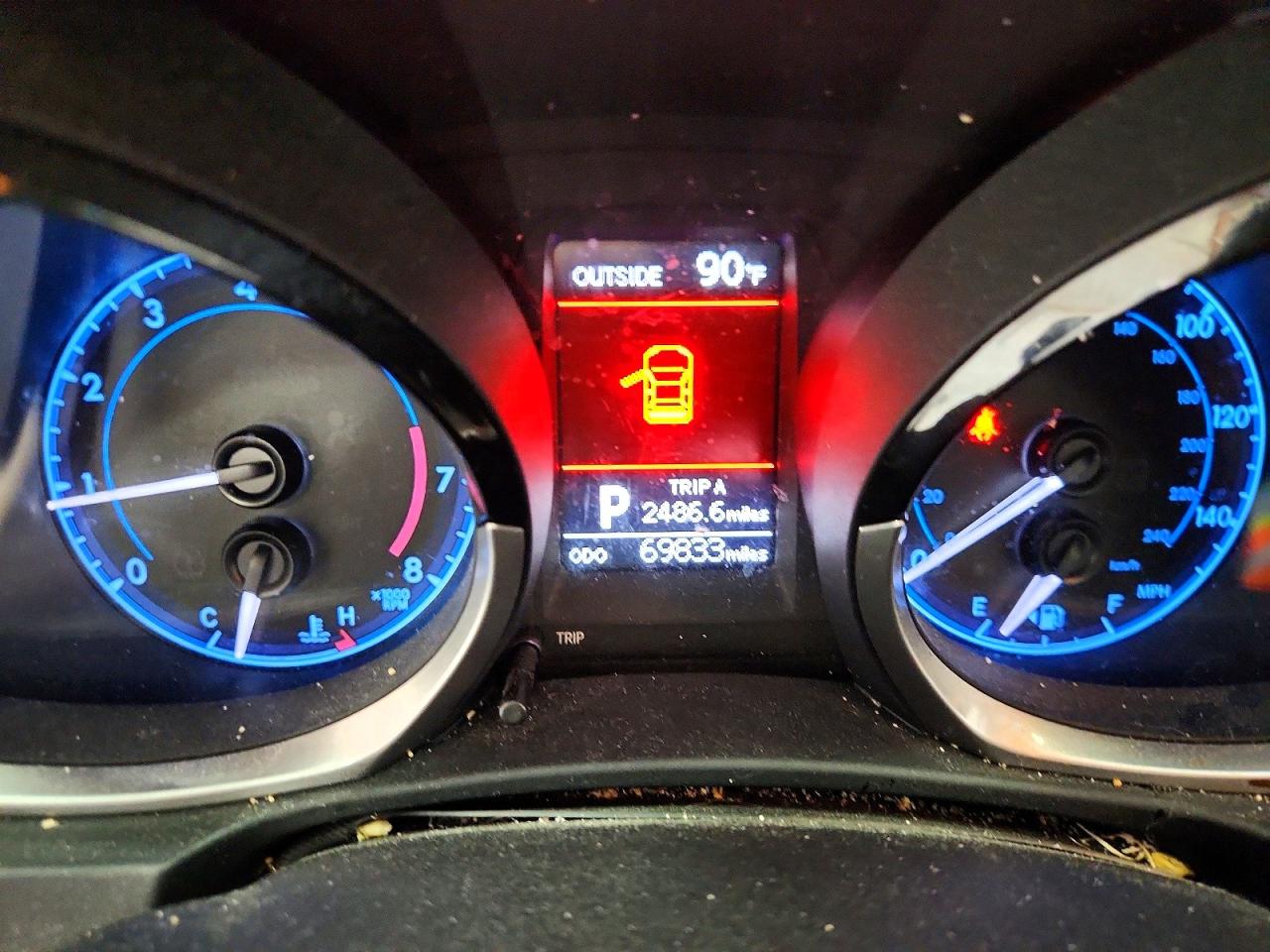 2015 Toyota Corolla S Premium Красный vin: 2T1BURHE4FC260658