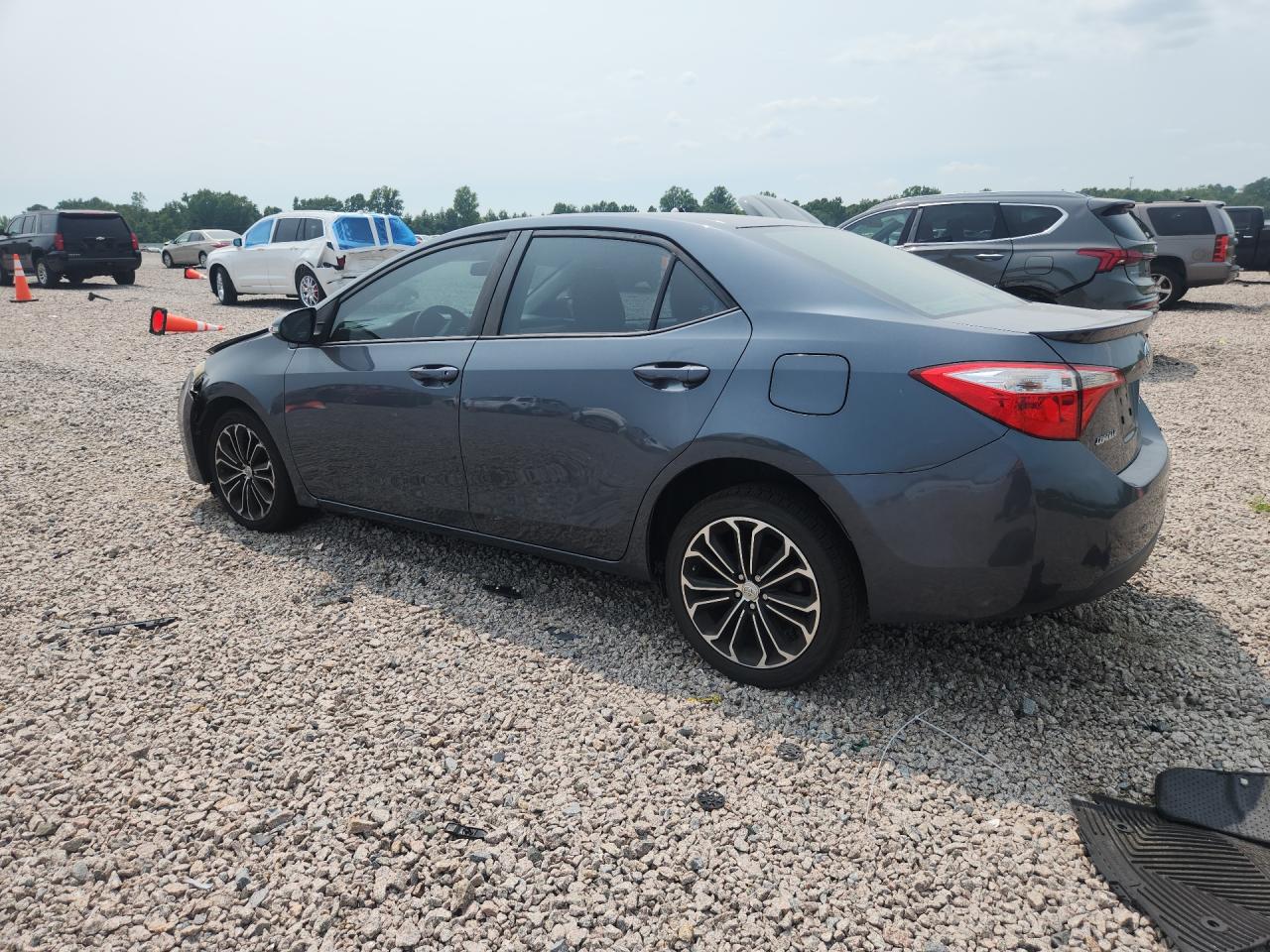2015 Toyota Corolla S Plus Blue vin: 2T1BURHE4FC262880