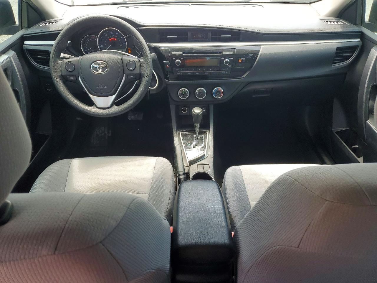 2015 Toyota Corolla Silver vin: 2T1BURHE4FC268632