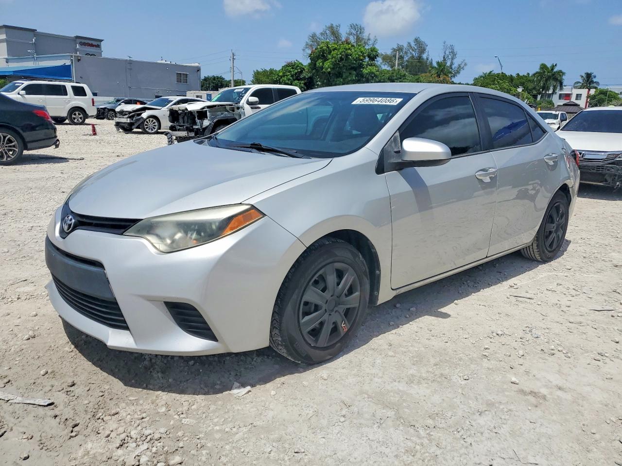 2015 Toyota Corolla Silver vin: 2T1BURHE4FC268632