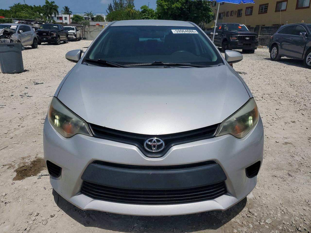 2015 Toyota Corolla Silver vin: 2T1BURHE4FC268632