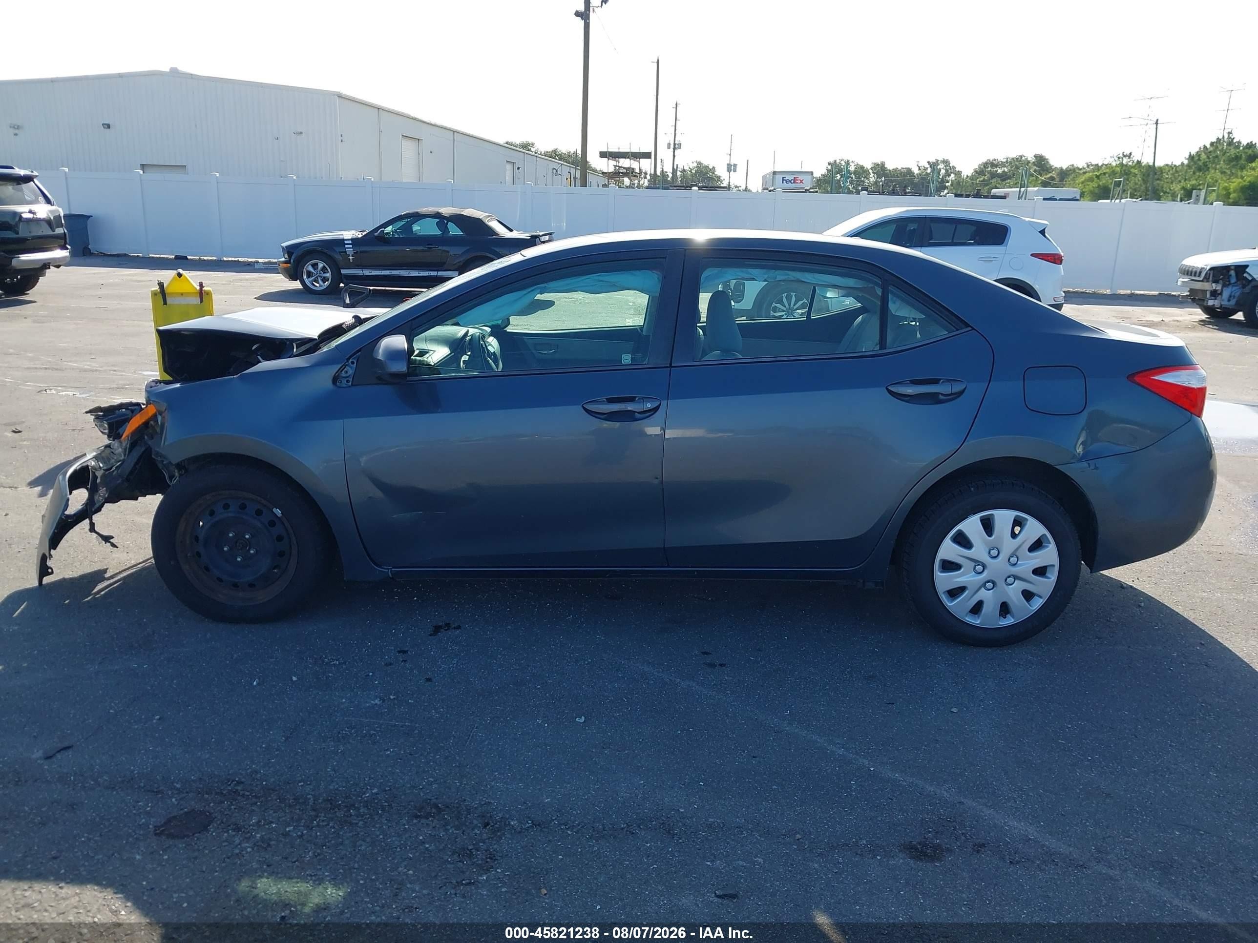 2015 Toyota Corolla Le Gray vin: 2T1BURHE4FC274883
