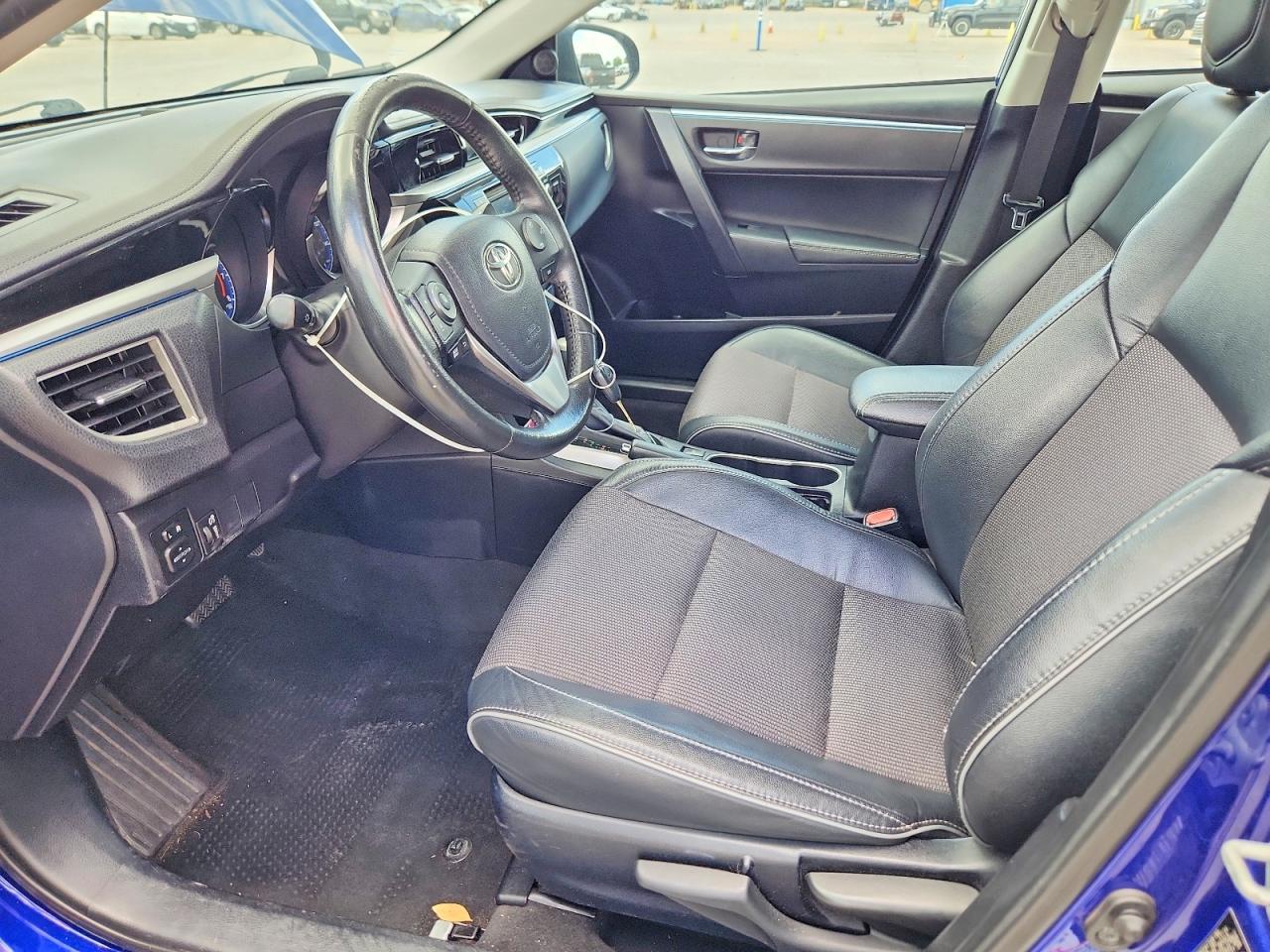 2015 Toyota Corolla S Plus Blue vin: 2T1BURHE4FC307316