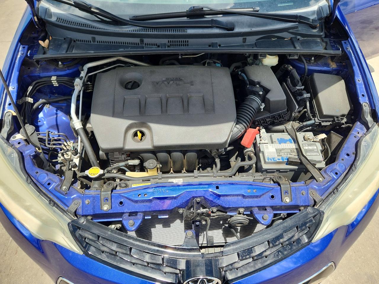 2015 Toyota Corolla S Plus Blue vin: 2T1BURHE4FC307316