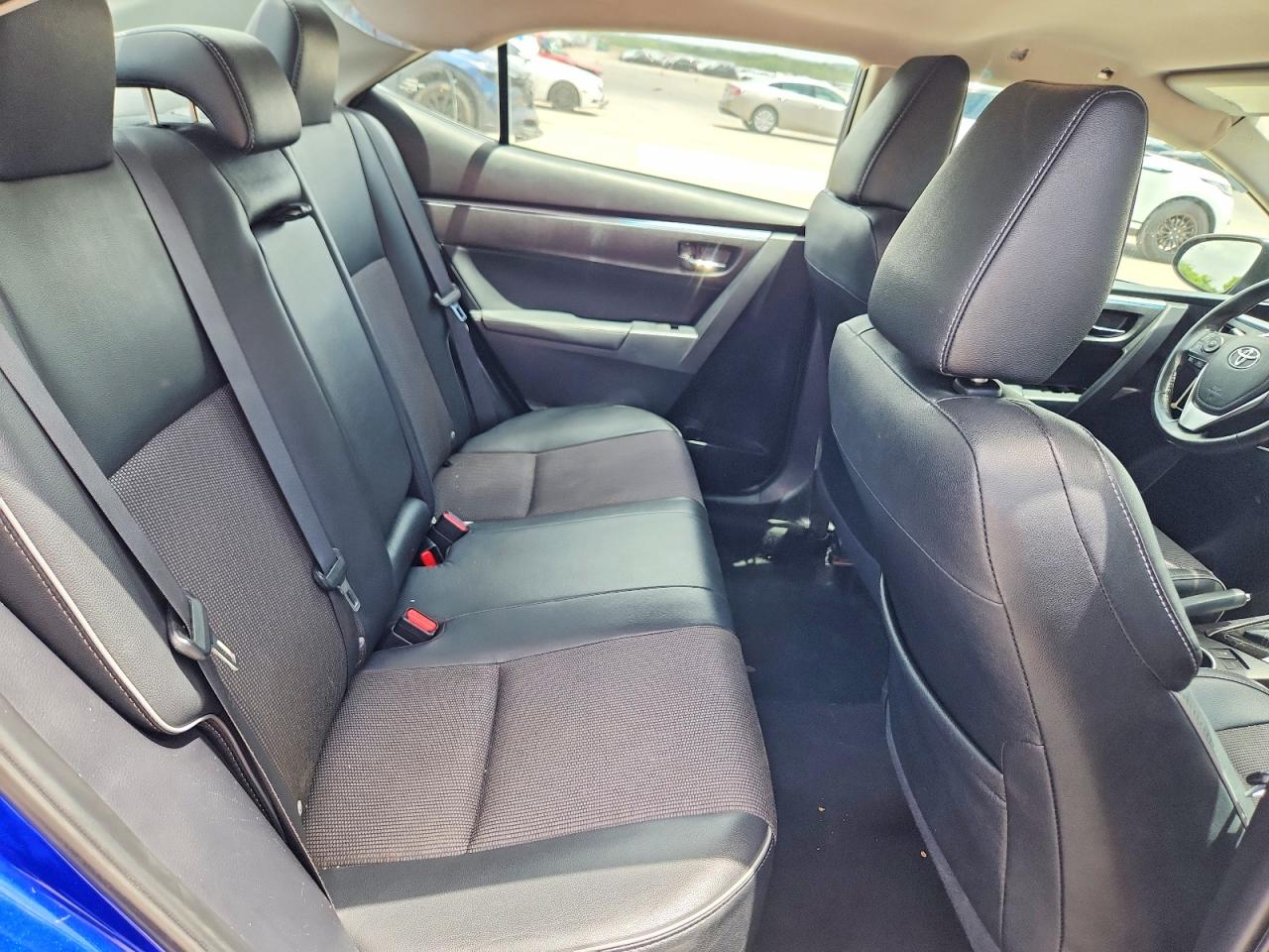 2015 Toyota Corolla S Plus Blue vin: 2T1BURHE4FC307316